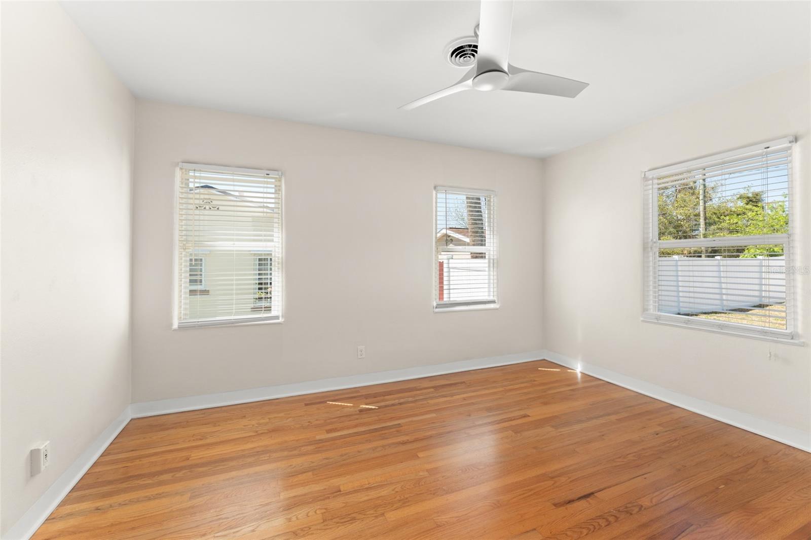 27 GOODALL AVE, DAYTONA BEACH, FL, 32118