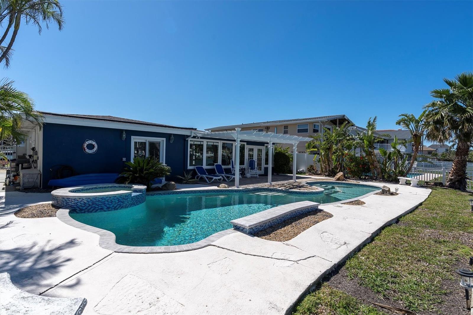 11125 7TH ST E, TREASURE ISLAND, FL, 33706