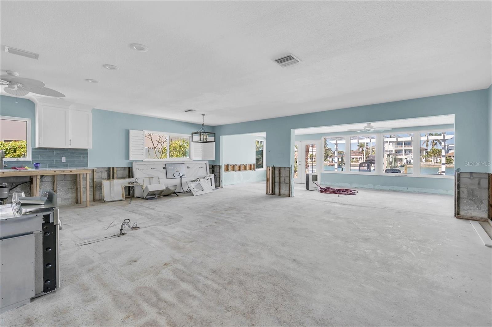 11125 7TH ST E, TREASURE ISLAND, FL, 33706