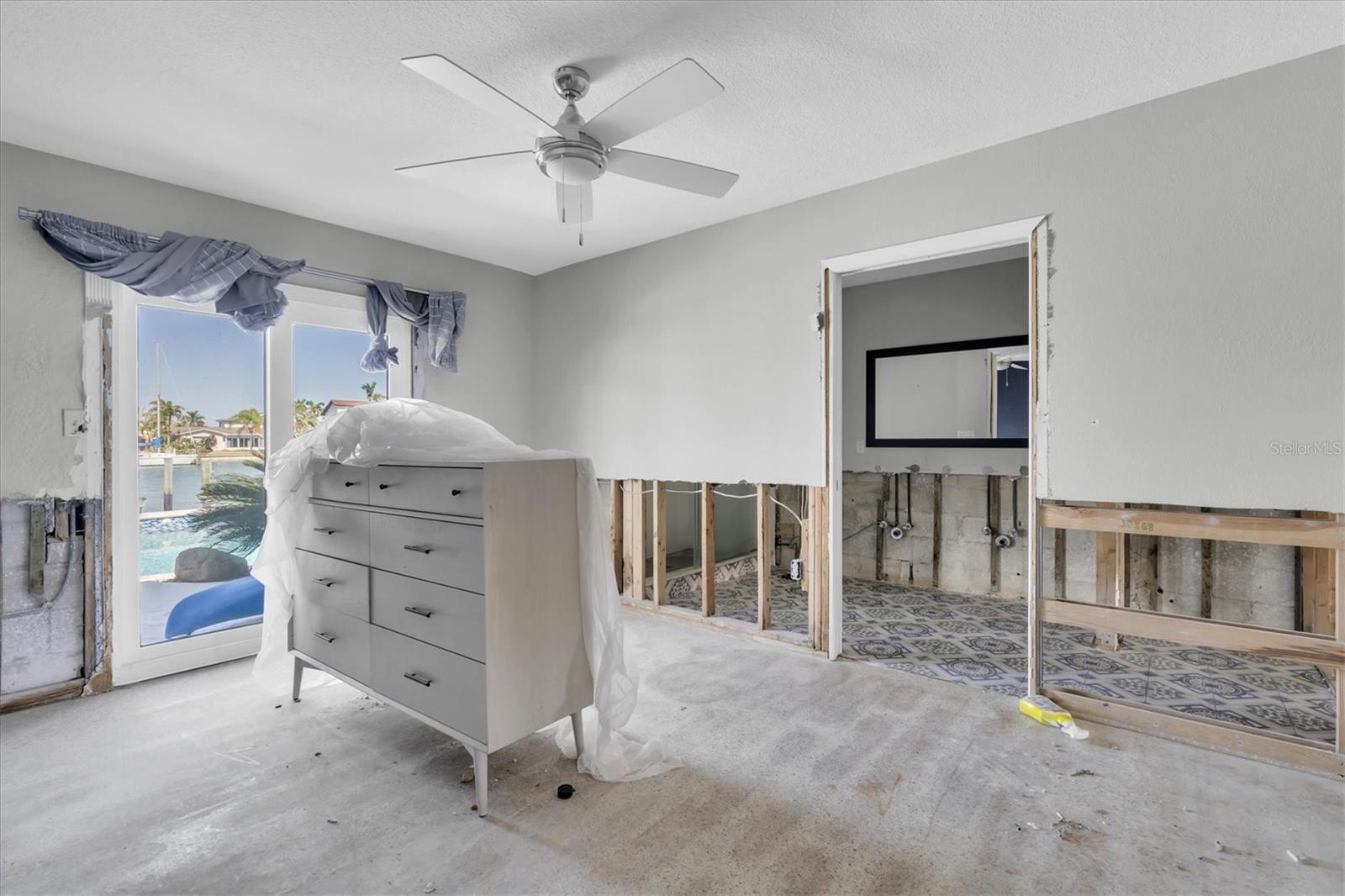 11125 7TH ST E, TREASURE ISLAND, FL, 33706