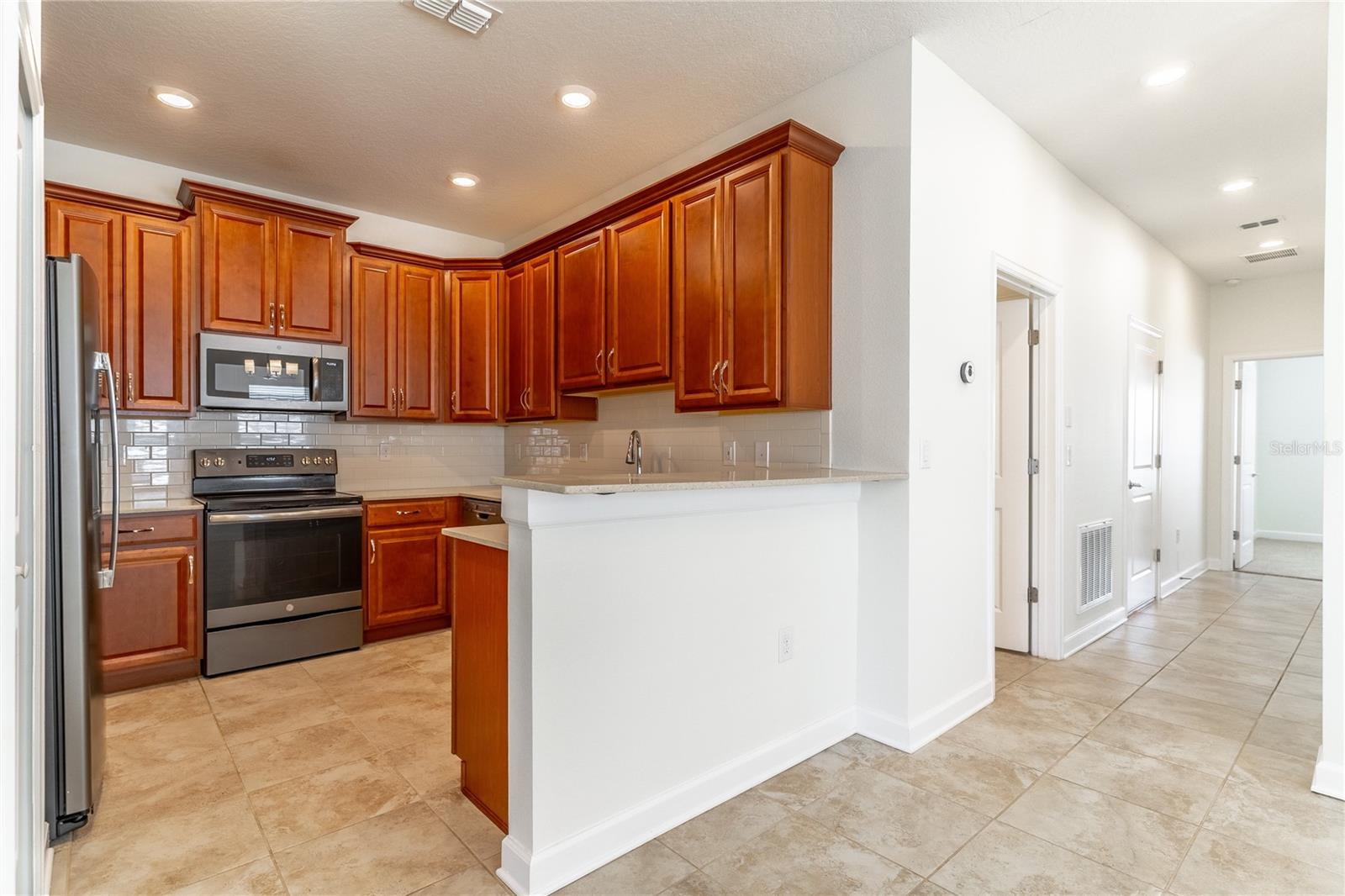 2833 ATTWATER LOOP, WINTER HAVEN, FL, 33884