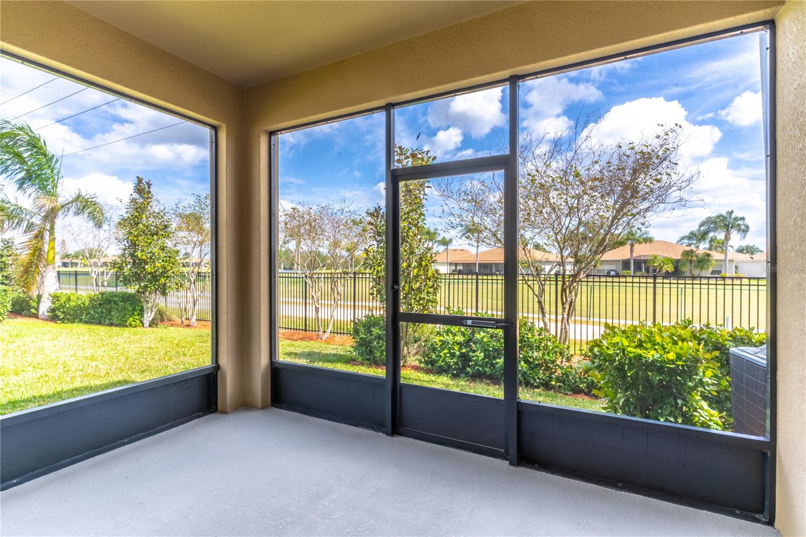 2833 ATTWATER LOOP, WINTER HAVEN, FL, 33884