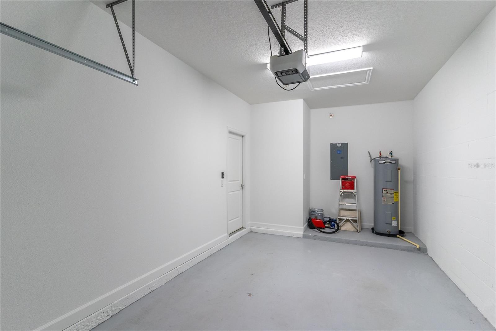 2833 ATTWATER LOOP, WINTER HAVEN, FL, 33884