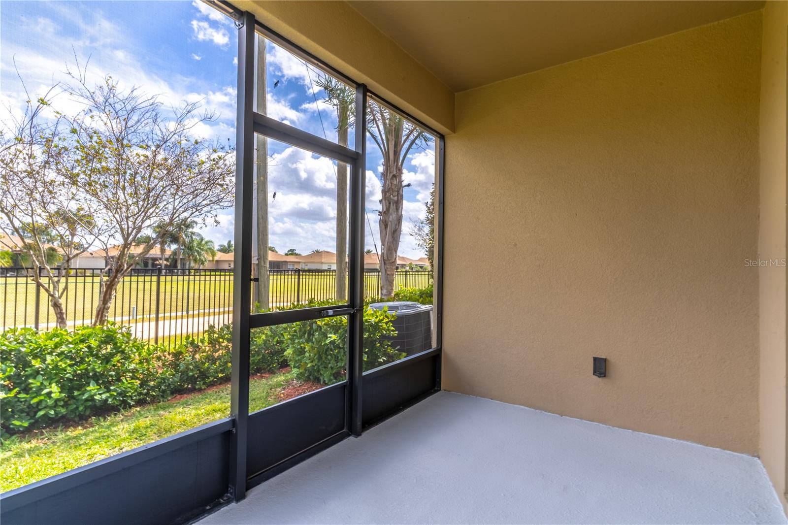 2833 ATTWATER LOOP, WINTER HAVEN, FL, 33884