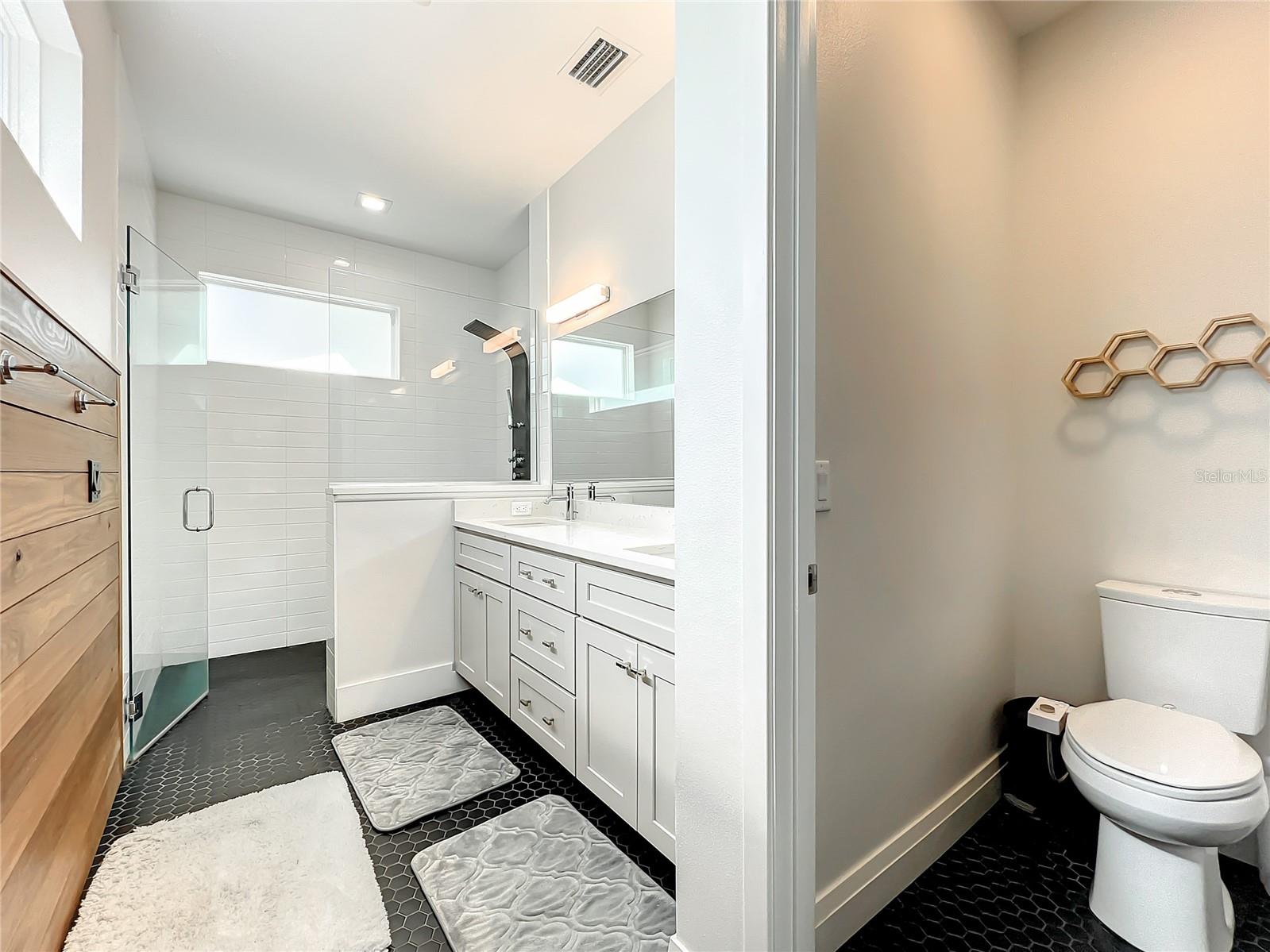 1621 ASHER LN, ORLANDO, FL, 32803