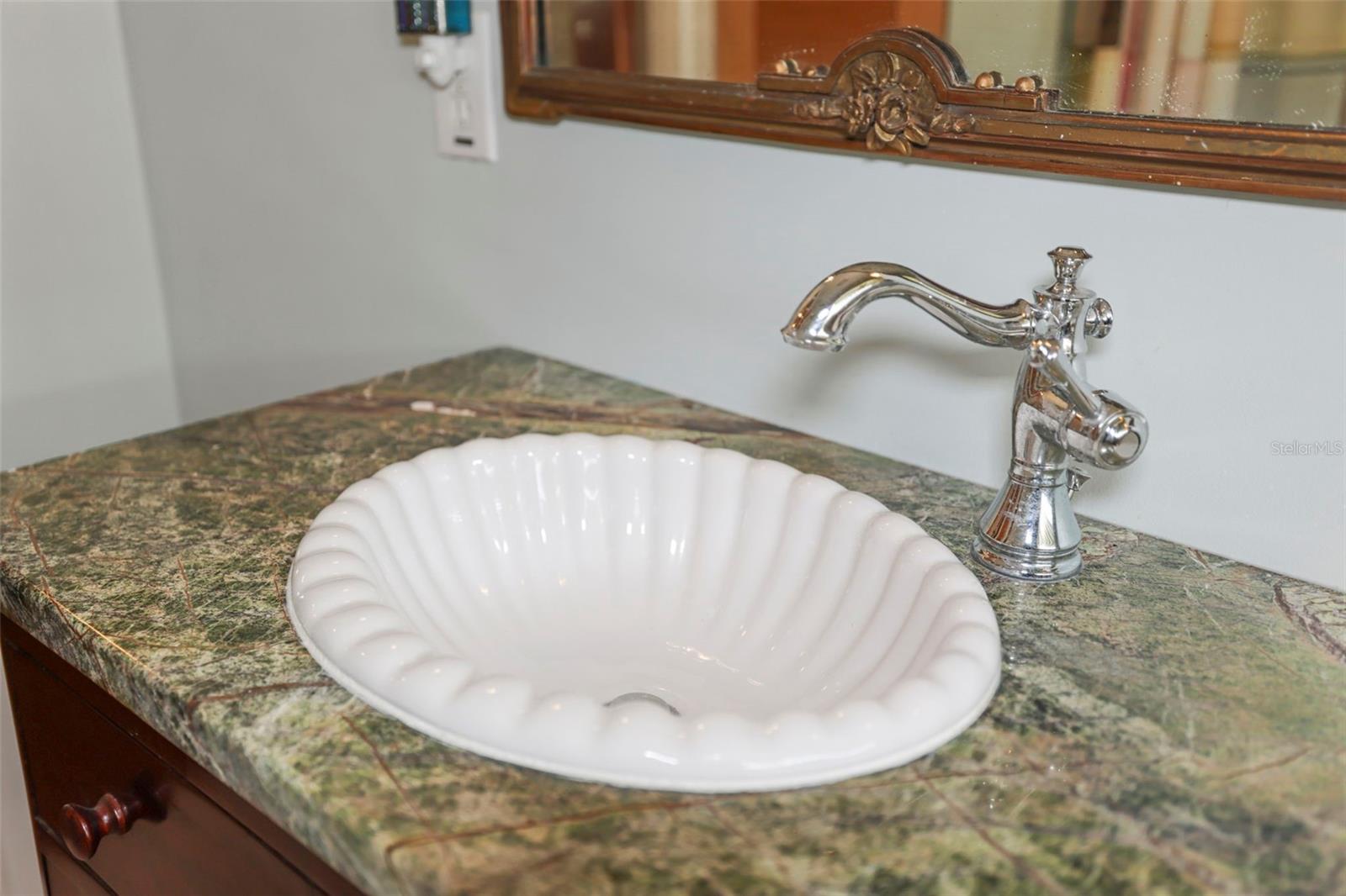 225 GARDEN CIR S, DUNEDIN, FL, 34698