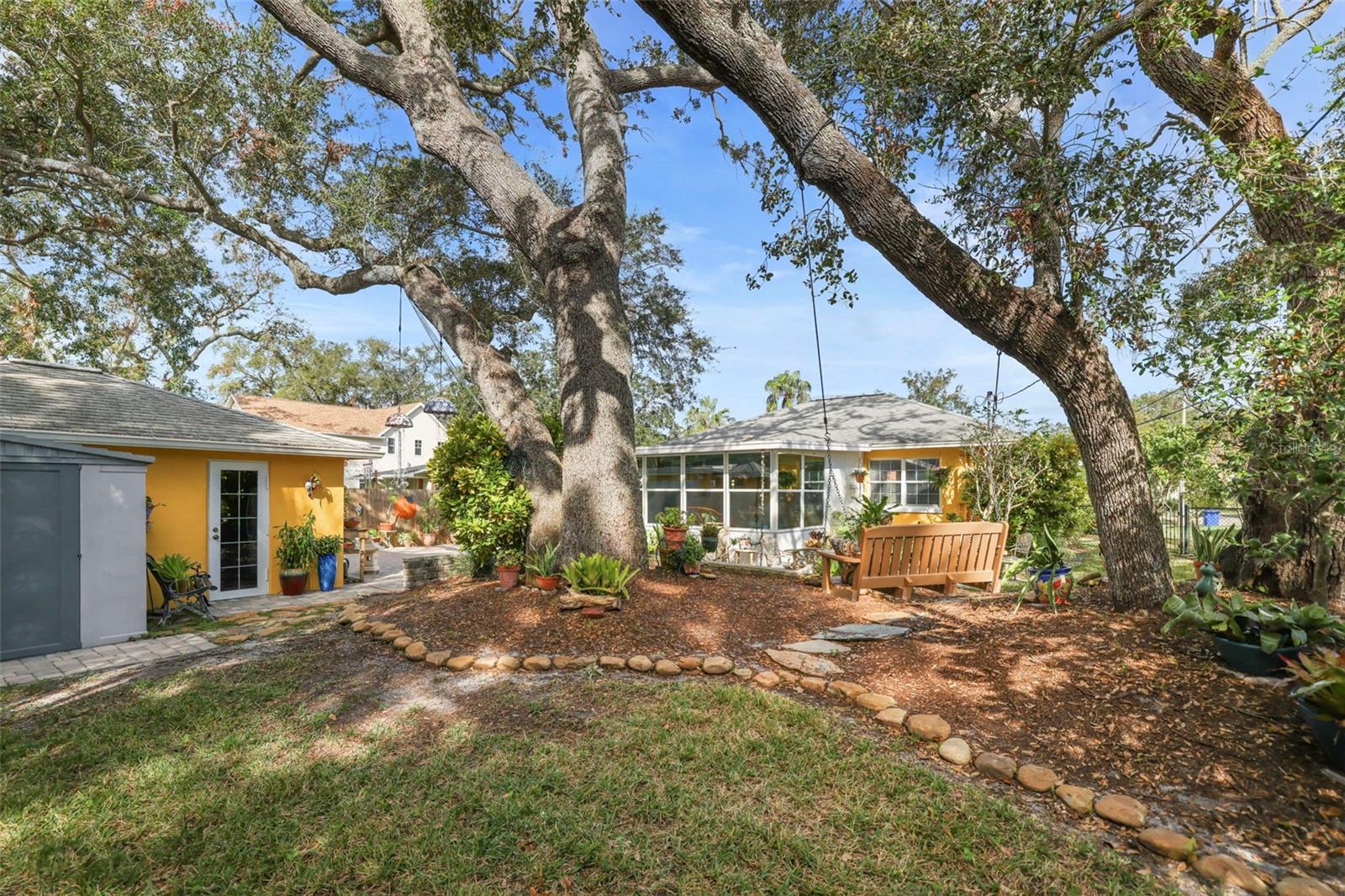 225 GARDEN CIR S, DUNEDIN, FL, 34698