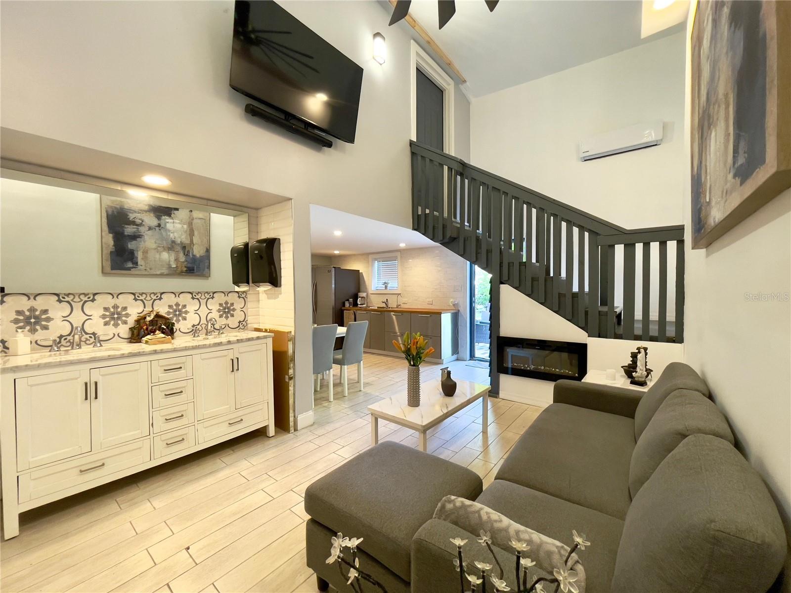 5330 MORGAN RD, LAKELAND, FL, 33810