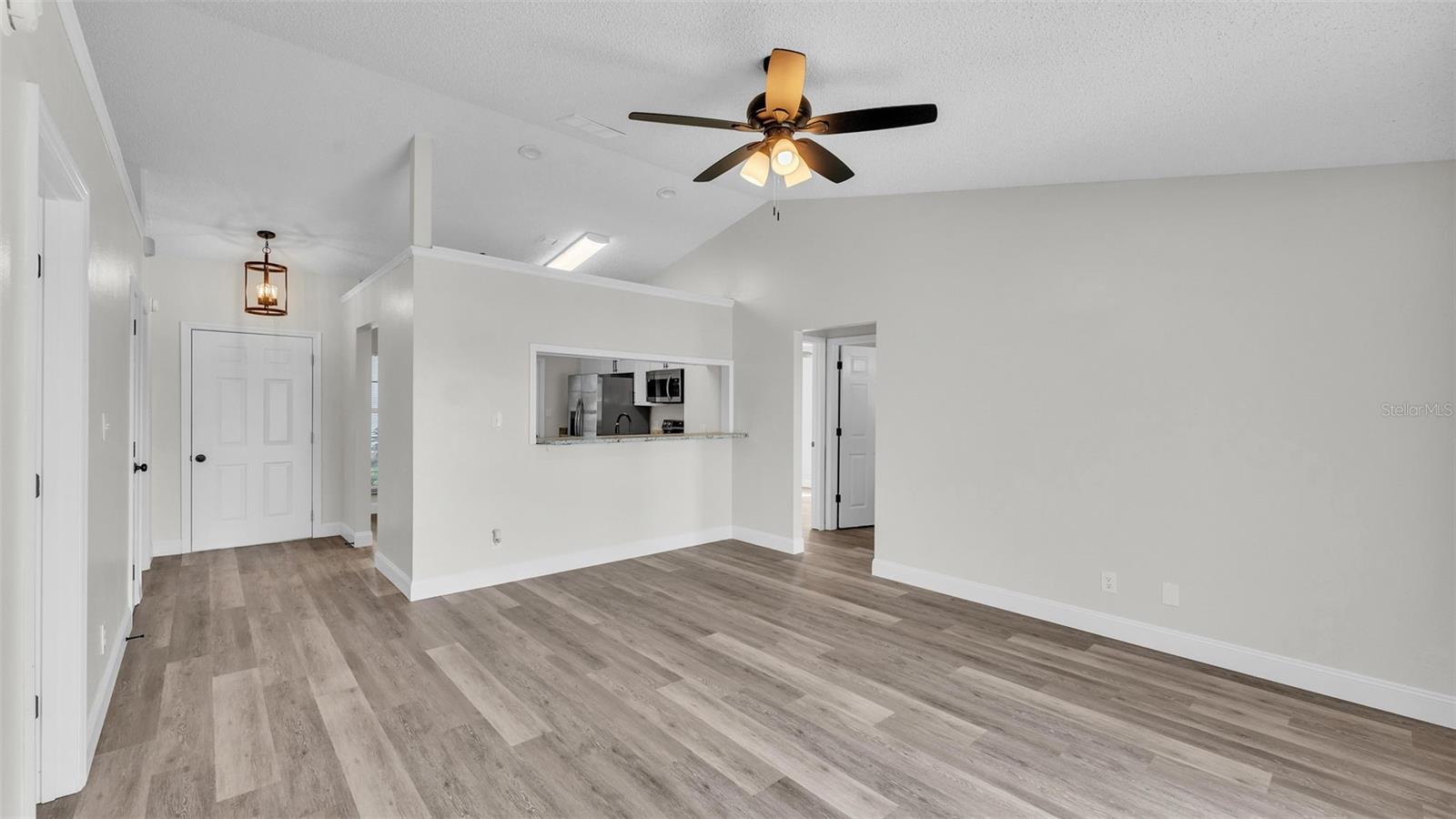118 WEEPING WILLOW RD, EAGLE LAKE, FL, 33839