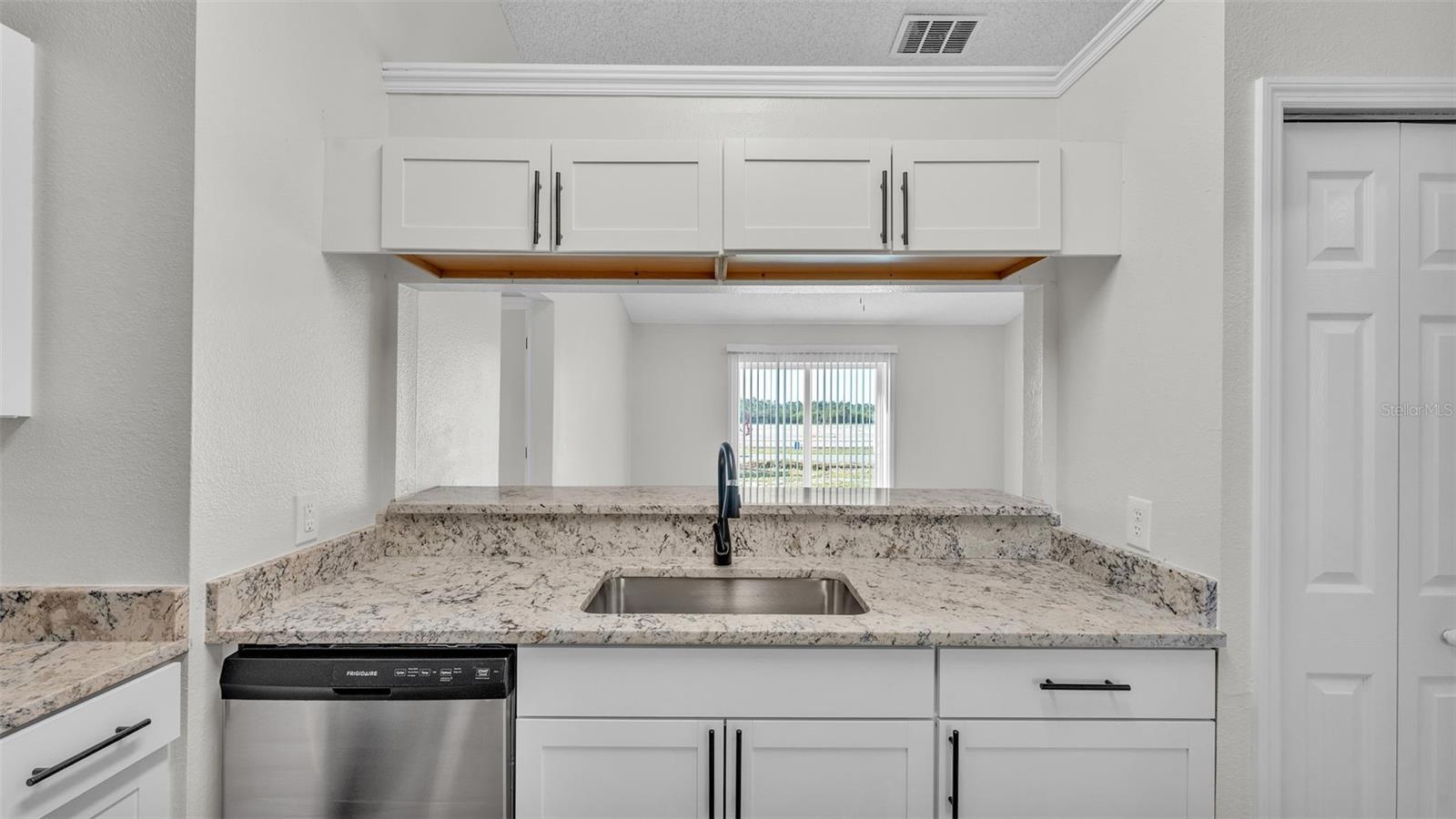 118 WEEPING WILLOW RD, EAGLE LAKE, FL, 33839