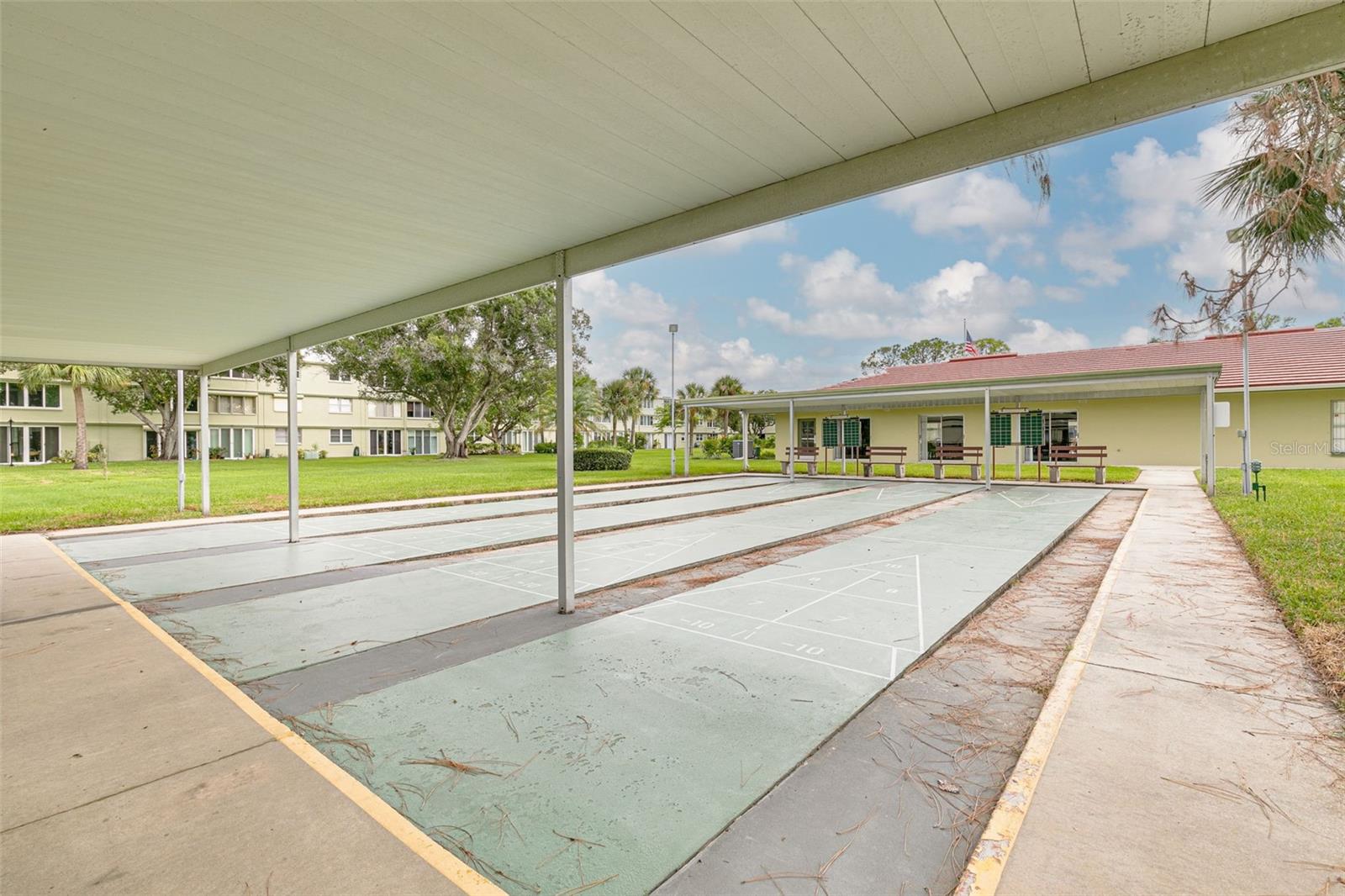 TB8362966 Property Photo