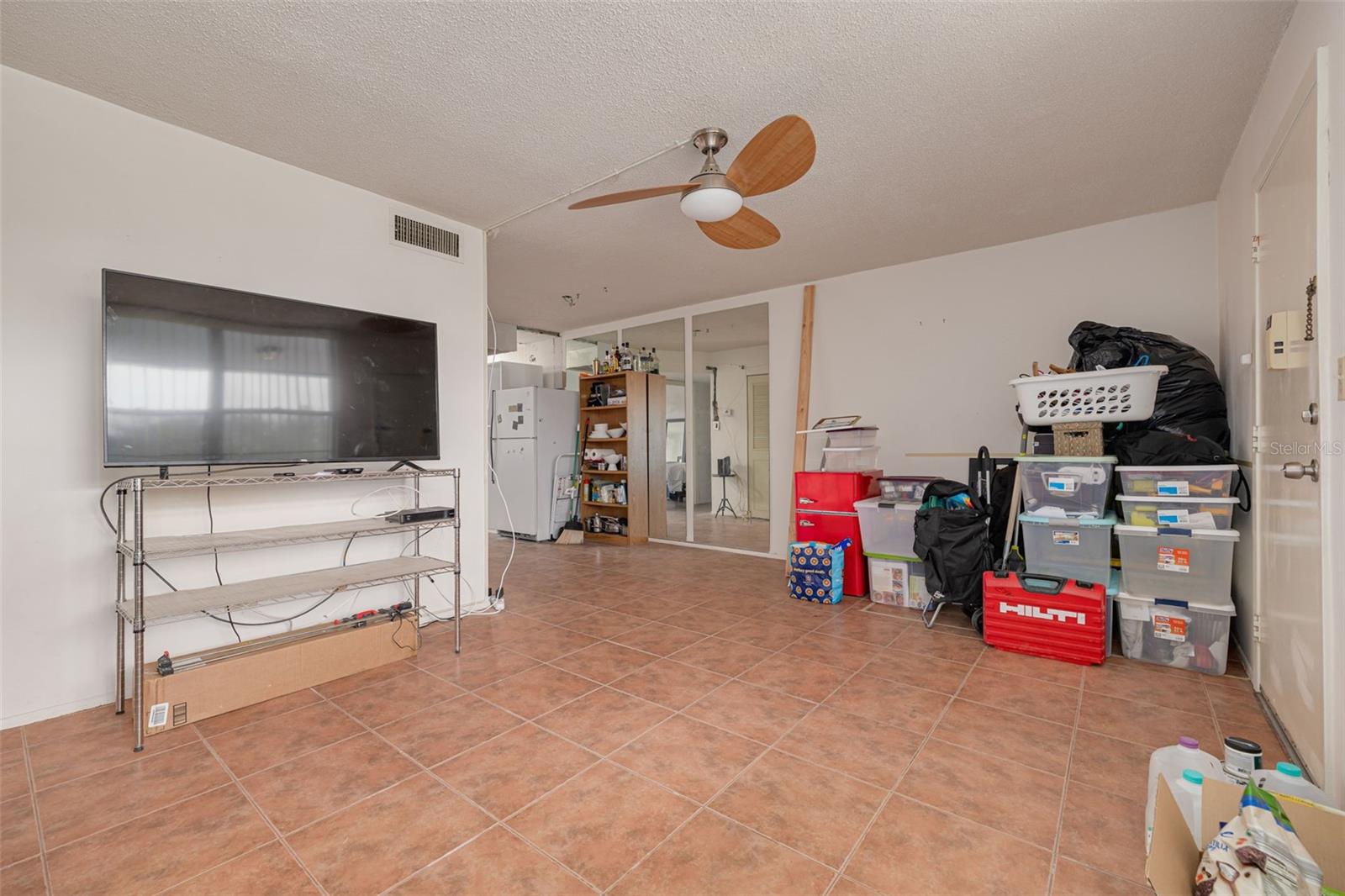 TB8362966 Property Photo