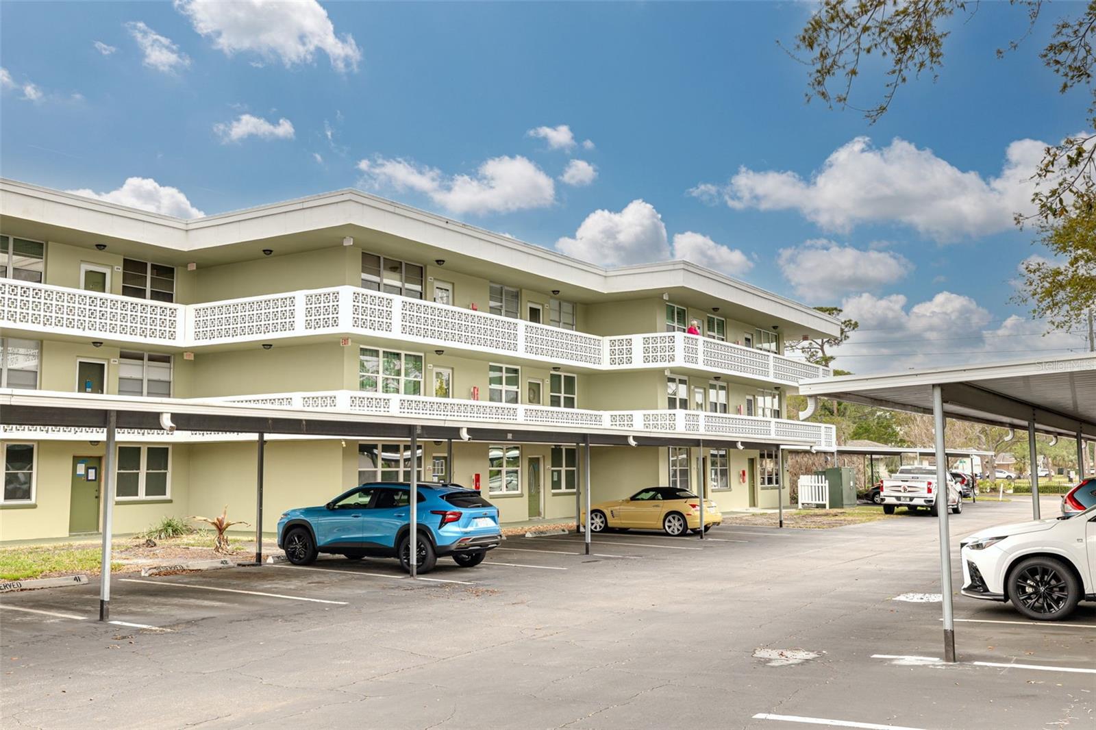 TB8362966 Property Photo