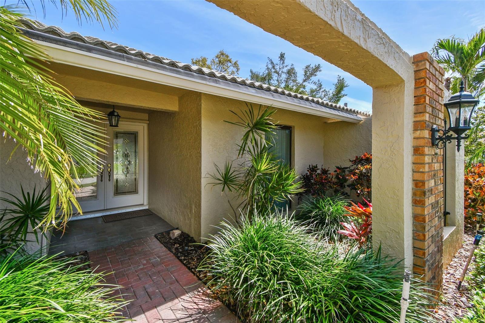 706 CITRUS CT, LARGO, FL, 33770