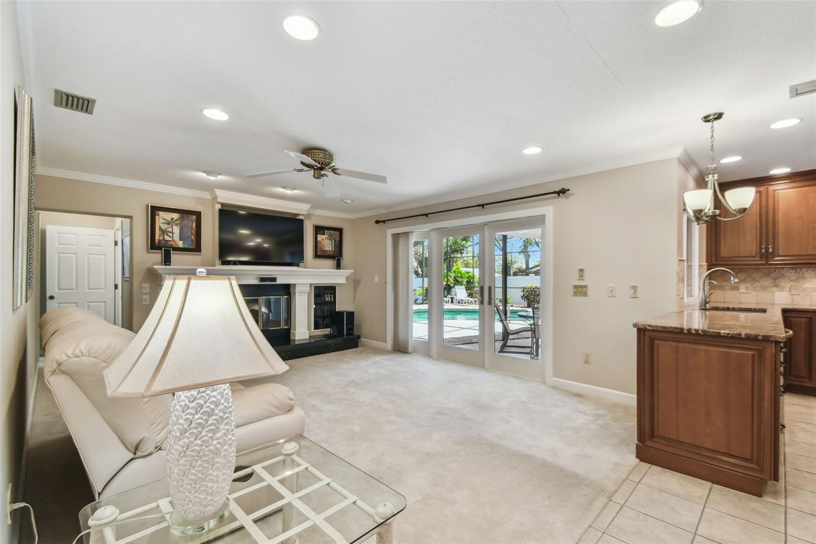 706 CITRUS CT, LARGO, FL, 33770