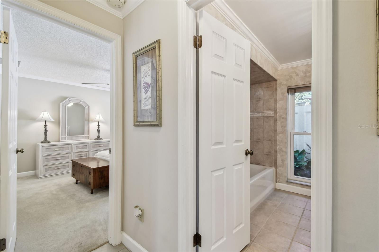 706 CITRUS CT, LARGO, FL, 33770