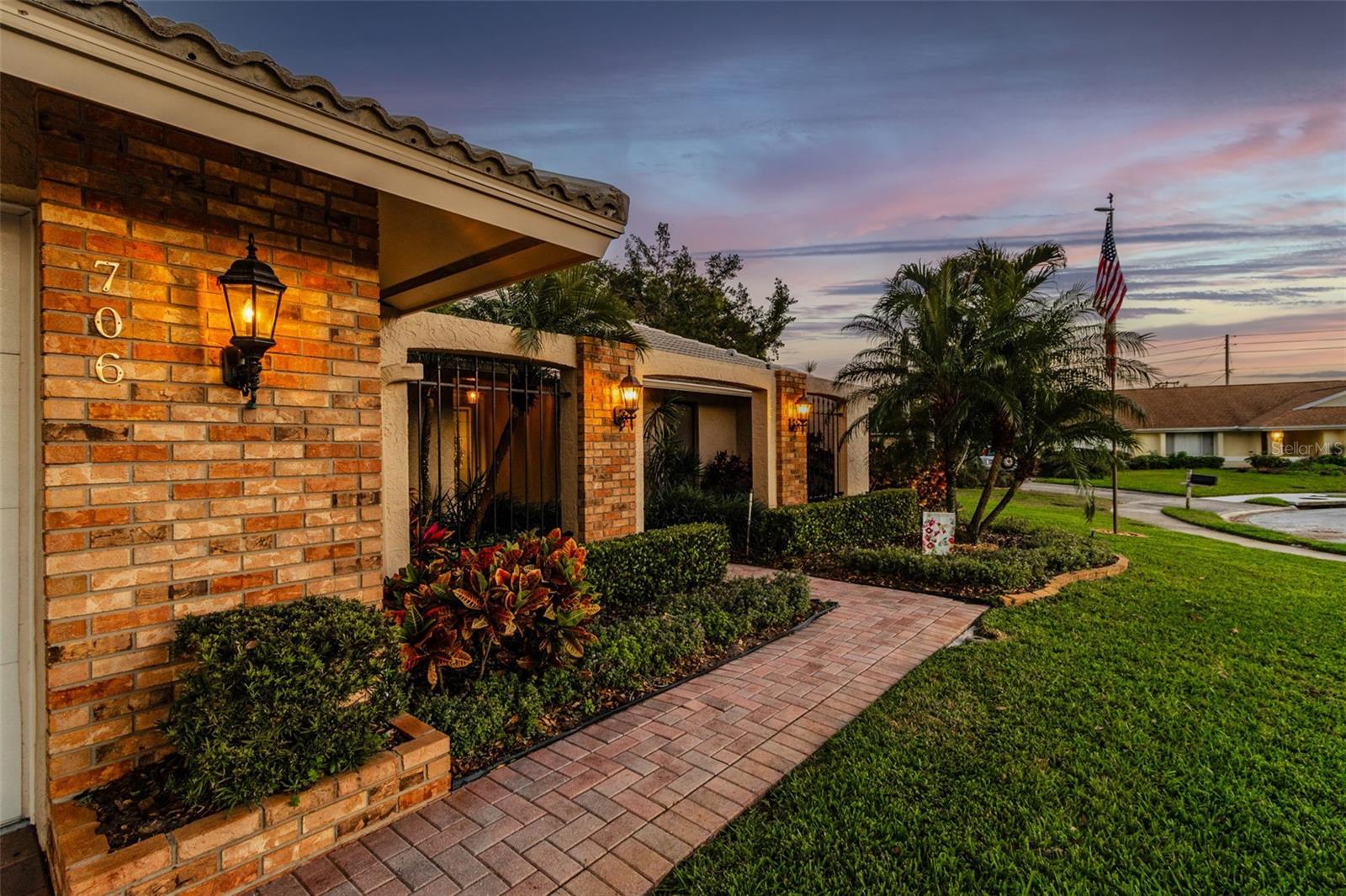 706 CITRUS CT, LARGO, FL, 33770