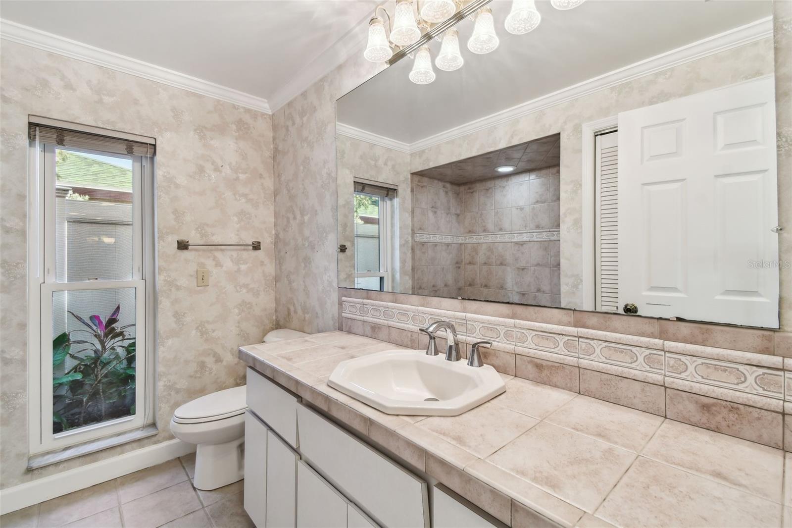706 CITRUS CT, LARGO, FL, 33770
