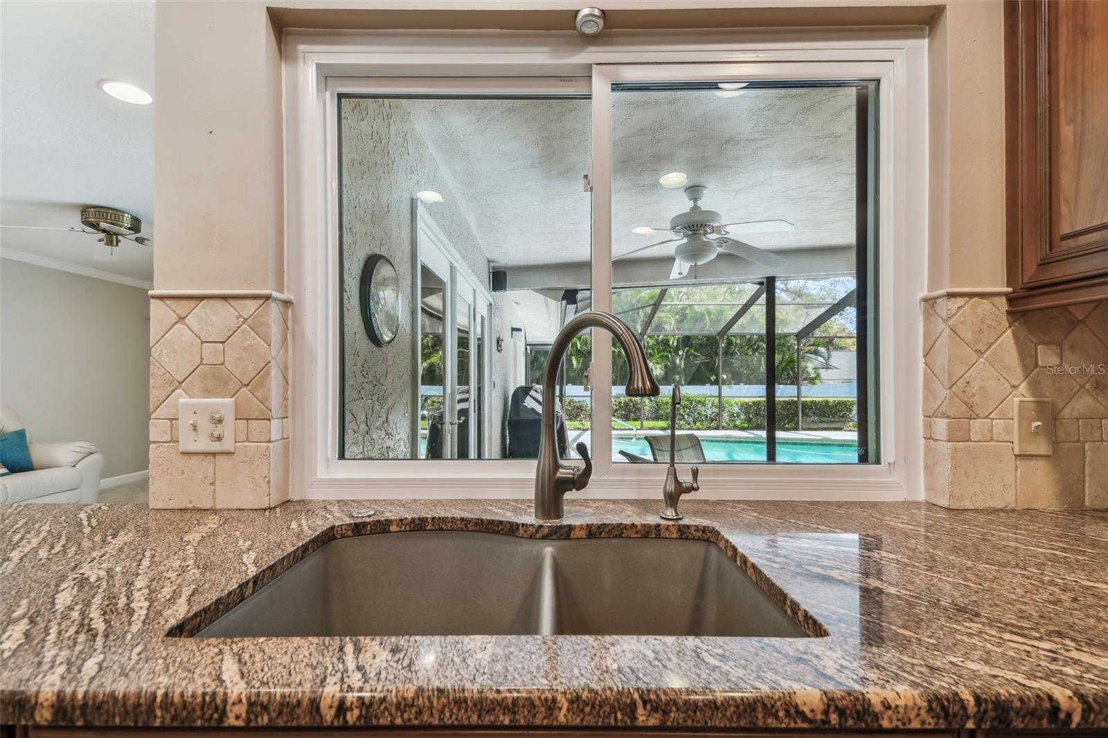 706 CITRUS CT, LARGO, FL, 33770