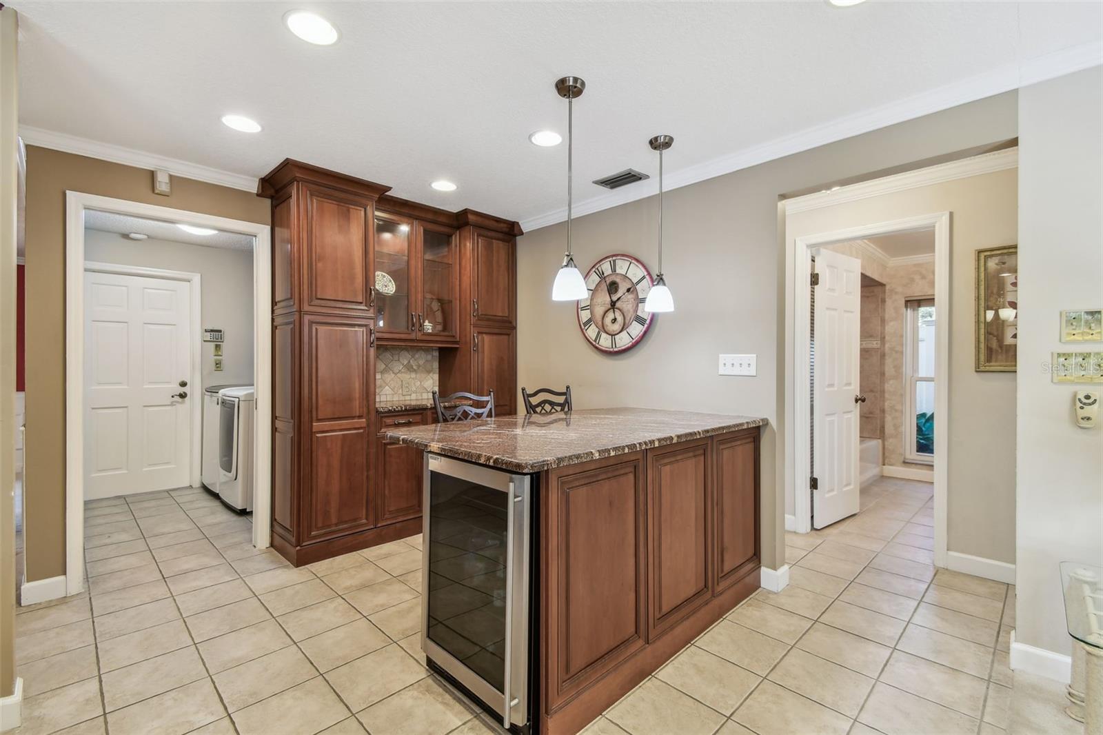 706 CITRUS CT, LARGO, FL, 33770
