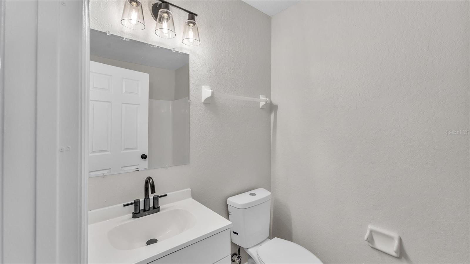220 LILY PAD RD, EAGLE LAKE, FL, 33839