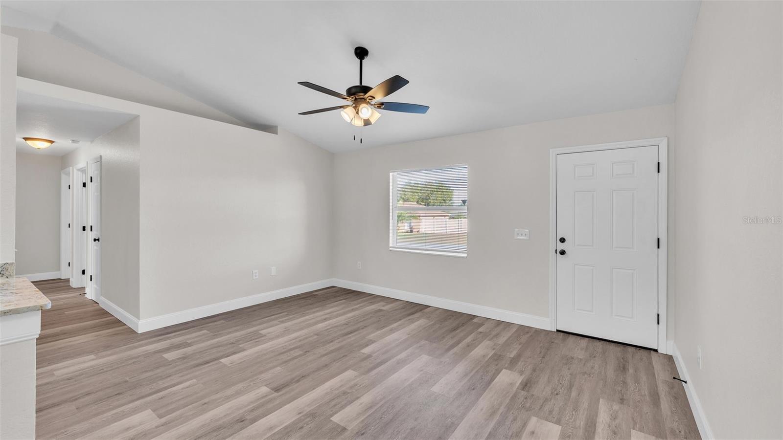 220 LILY PAD RD, EAGLE LAKE, FL, 33839