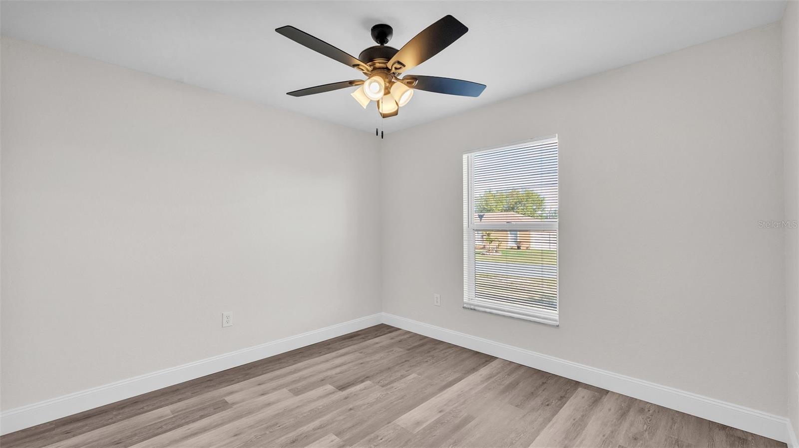 220 LILY PAD RD, EAGLE LAKE, FL, 33839