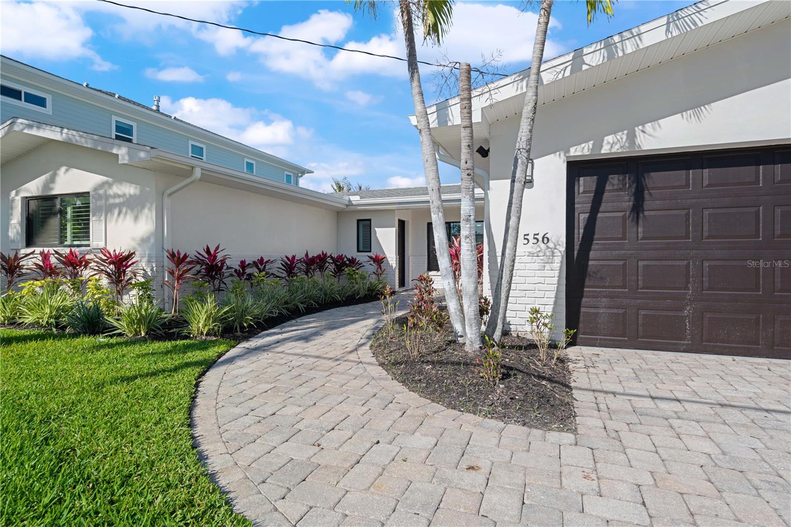 556 JOHNS PASS AVE, MADEIRA BEACH, FL, 33708