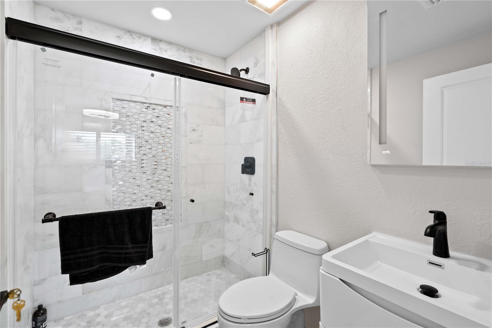 556 JOHNS PASS AVE, MADEIRA BEACH, FL, 33708