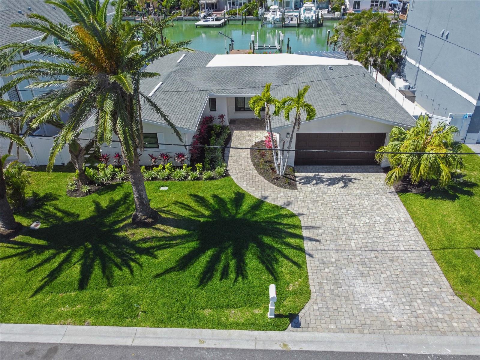 556 JOHNS PASS AVE, MADEIRA BEACH, FL, 33708