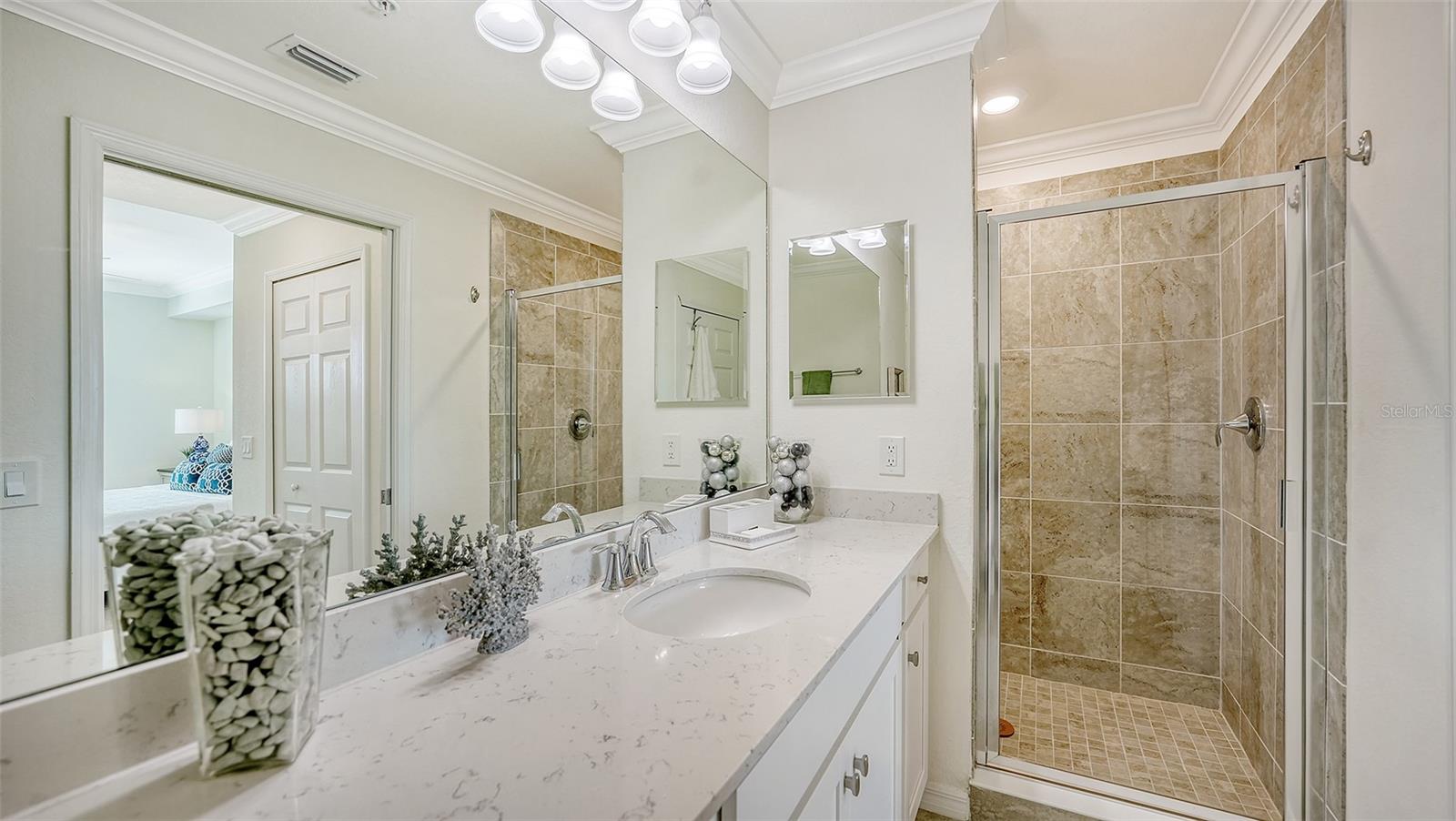 17510 GAWTHROP DR #305, BRADENTON, FL, 34211