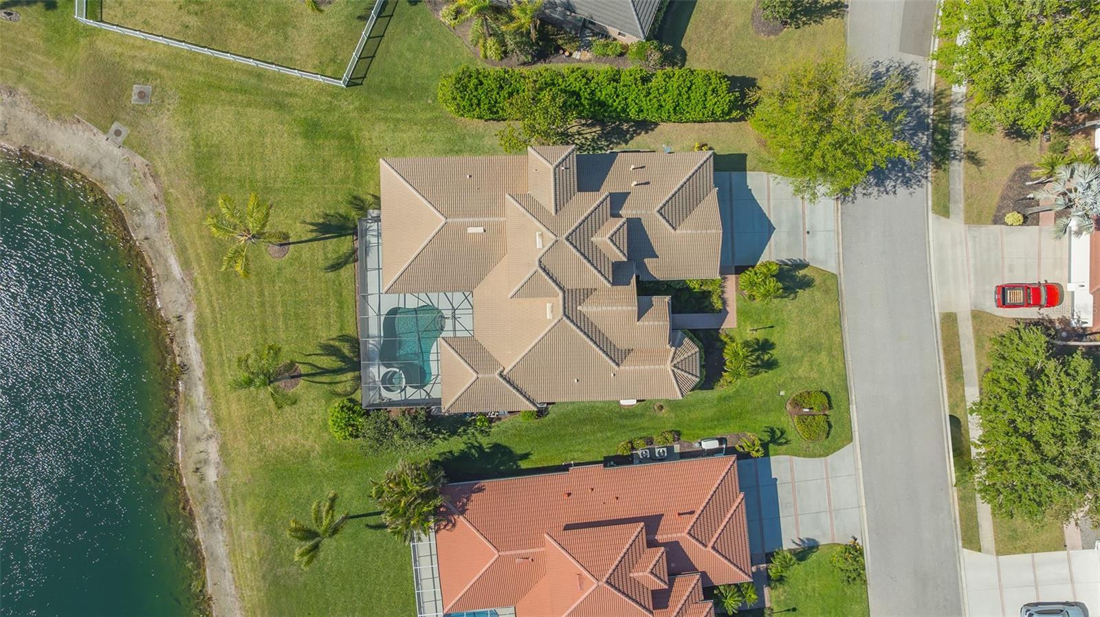 6915 HONEYSUCKLE TRL, LAKEWOOD RANCH, FL, 34202