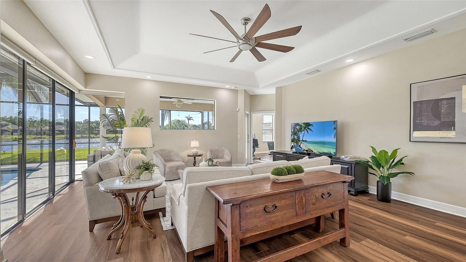6915 HONEYSUCKLE TRL, LAKEWOOD RANCH, FL, 34202