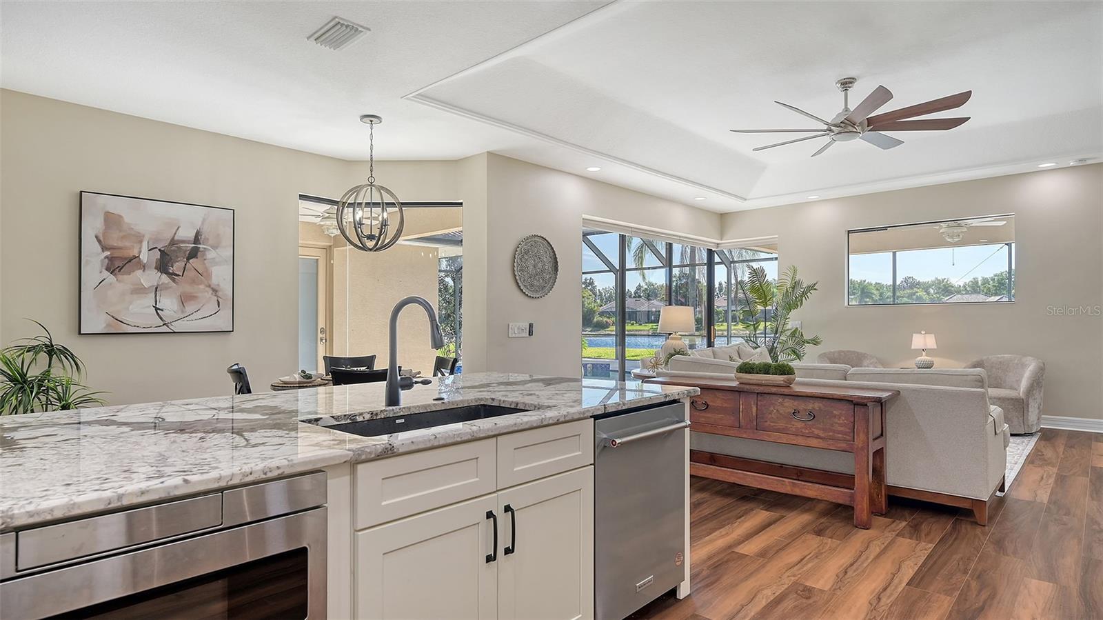6915 HONEYSUCKLE TRL, LAKEWOOD RANCH, FL, 34202