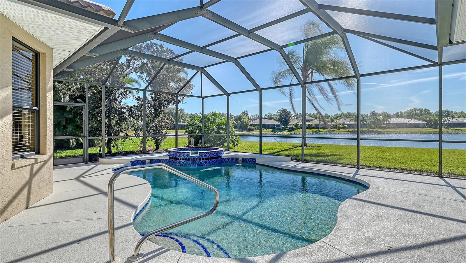 6915 HONEYSUCKLE TRL, LAKEWOOD RANCH, FL, 34202