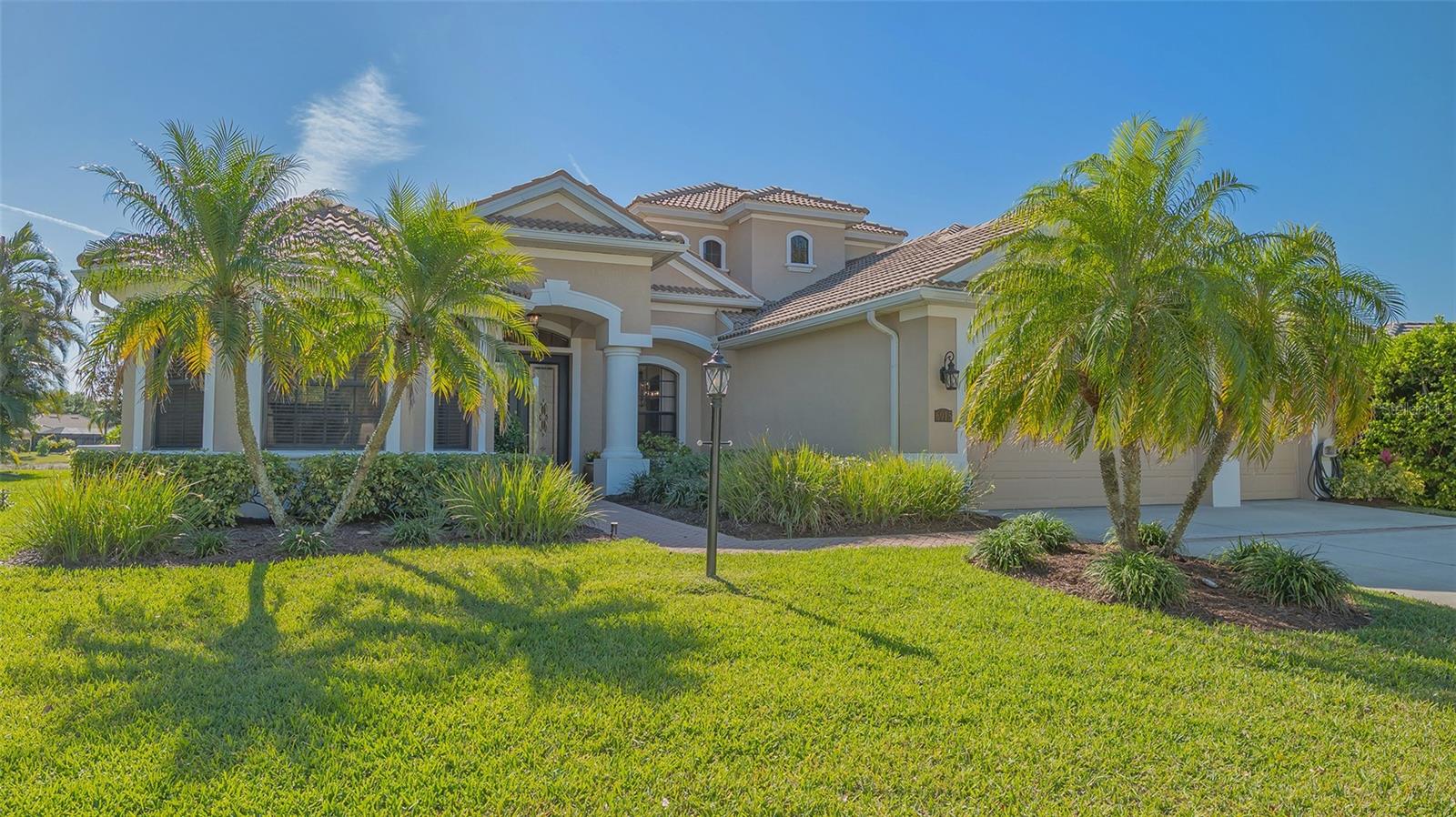 6915 HONEYSUCKLE TRL, LAKEWOOD RANCH, FL, 34202