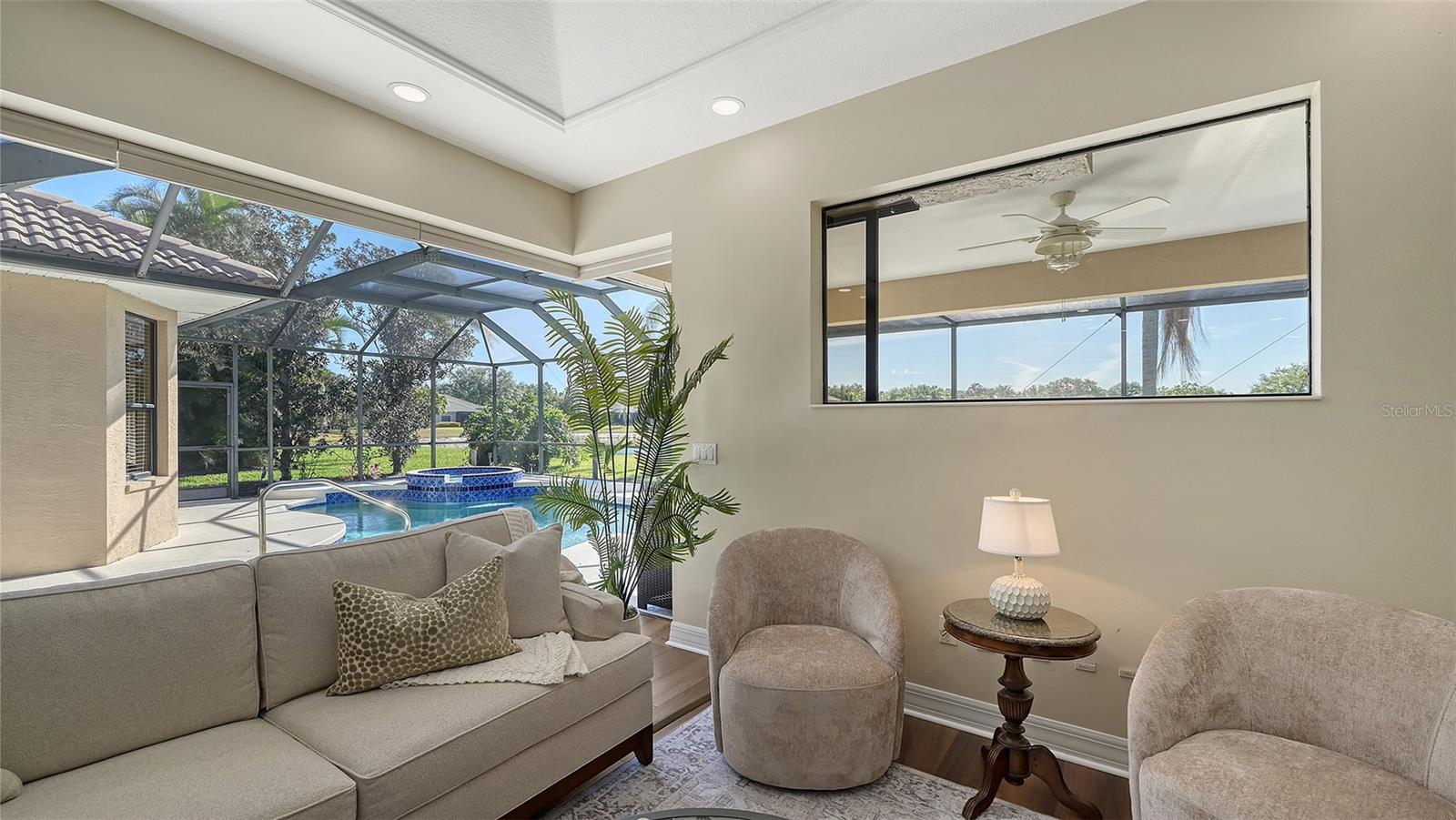 6915 HONEYSUCKLE TRL, LAKEWOOD RANCH, FL, 34202