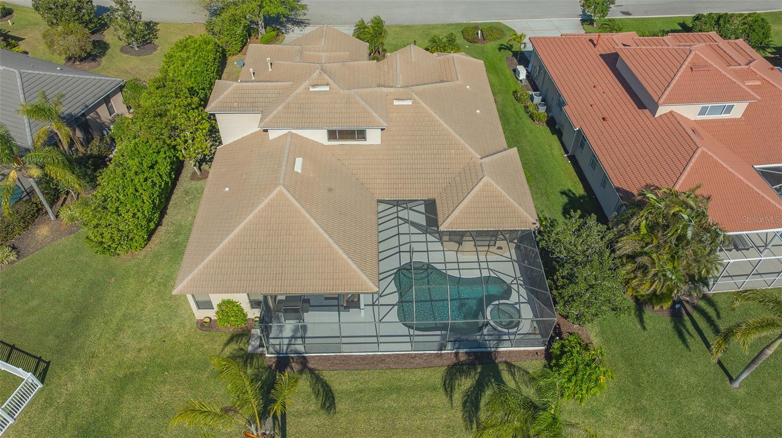 6915 HONEYSUCKLE TRL, LAKEWOOD RANCH, FL, 34202