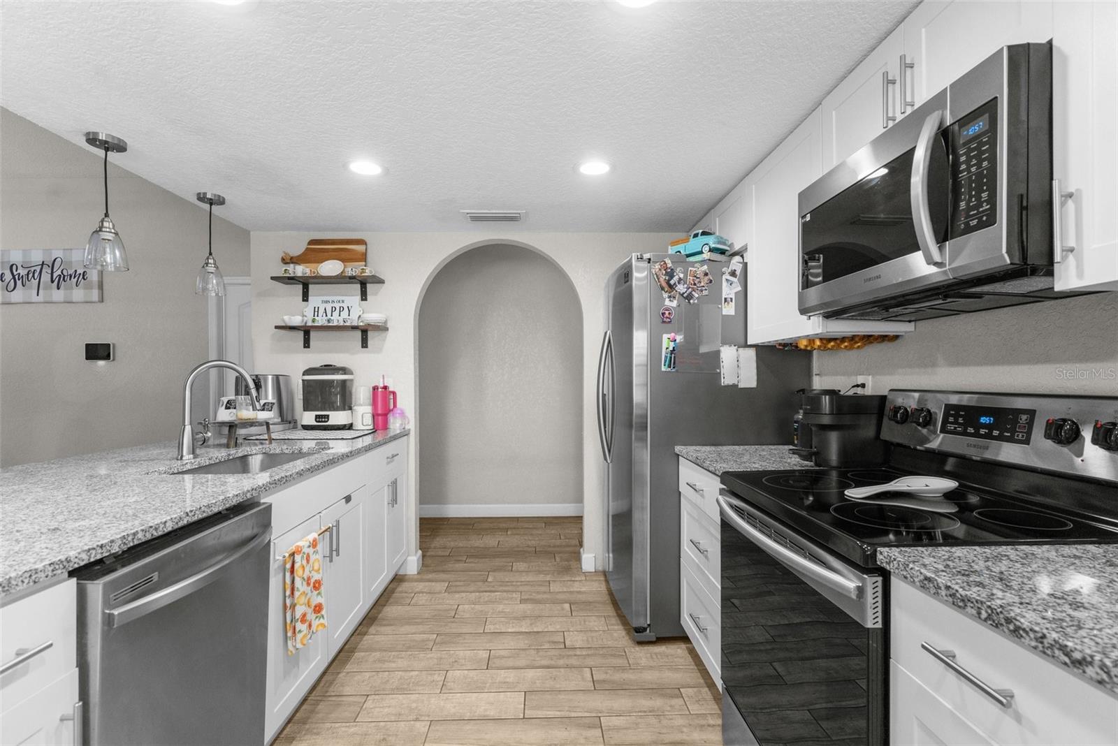 2129 LINWOOD AVE, SPRING HILL, FL, 34608