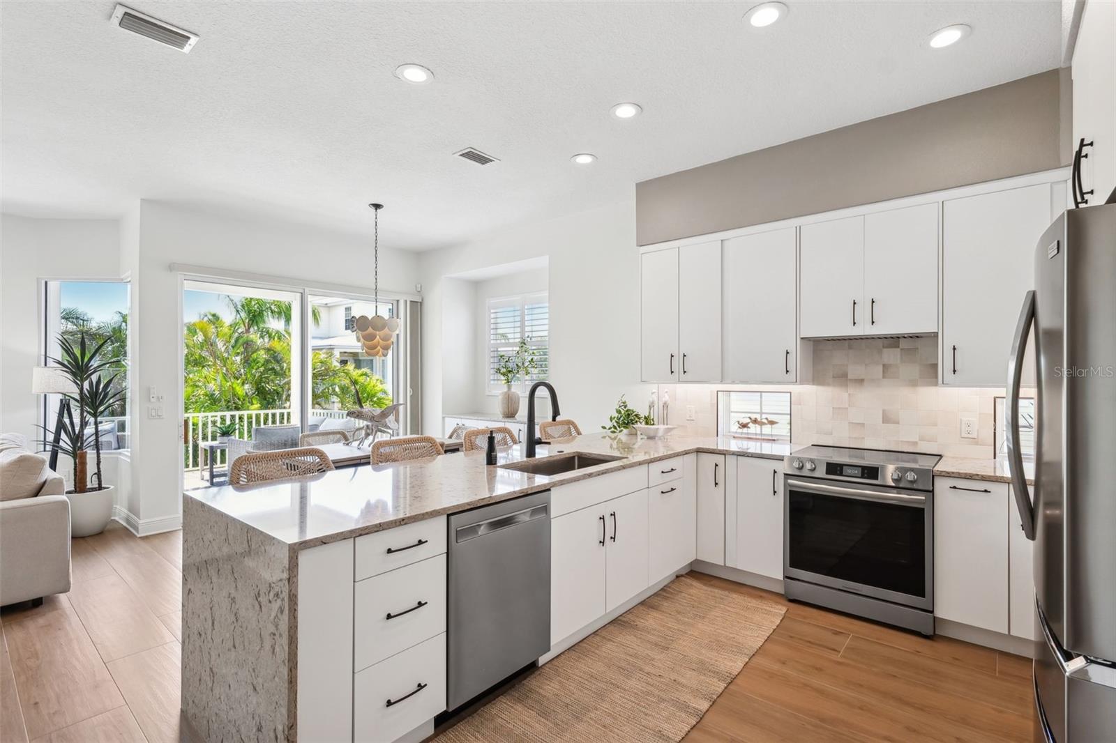 315 64TH ST, HOLMES BEACH, FL, 34217