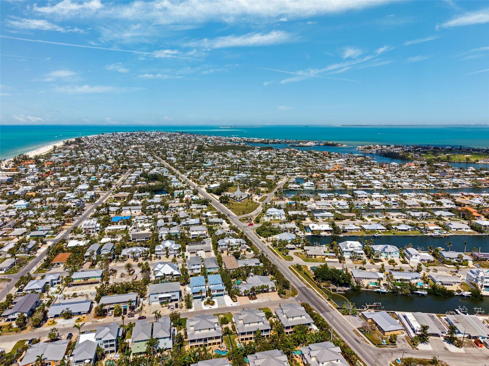 315 64TH ST, HOLMES BEACH, FL, 34217