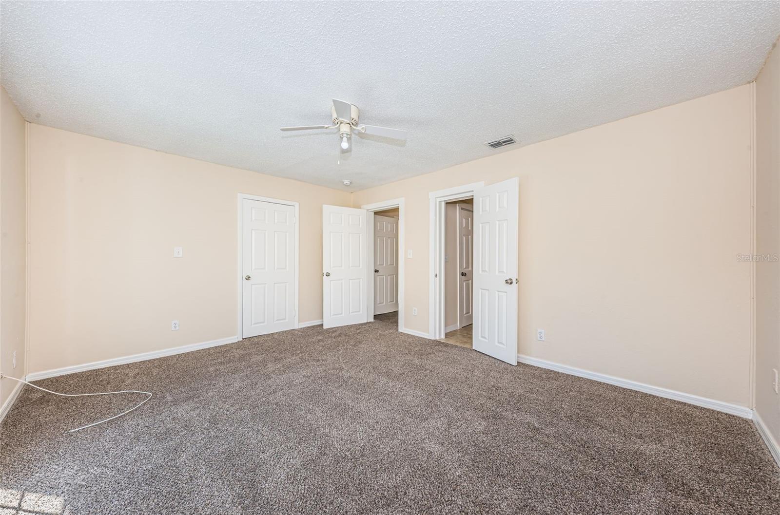 1104 E GENESEE ST, TAMPA, FL, 33603
