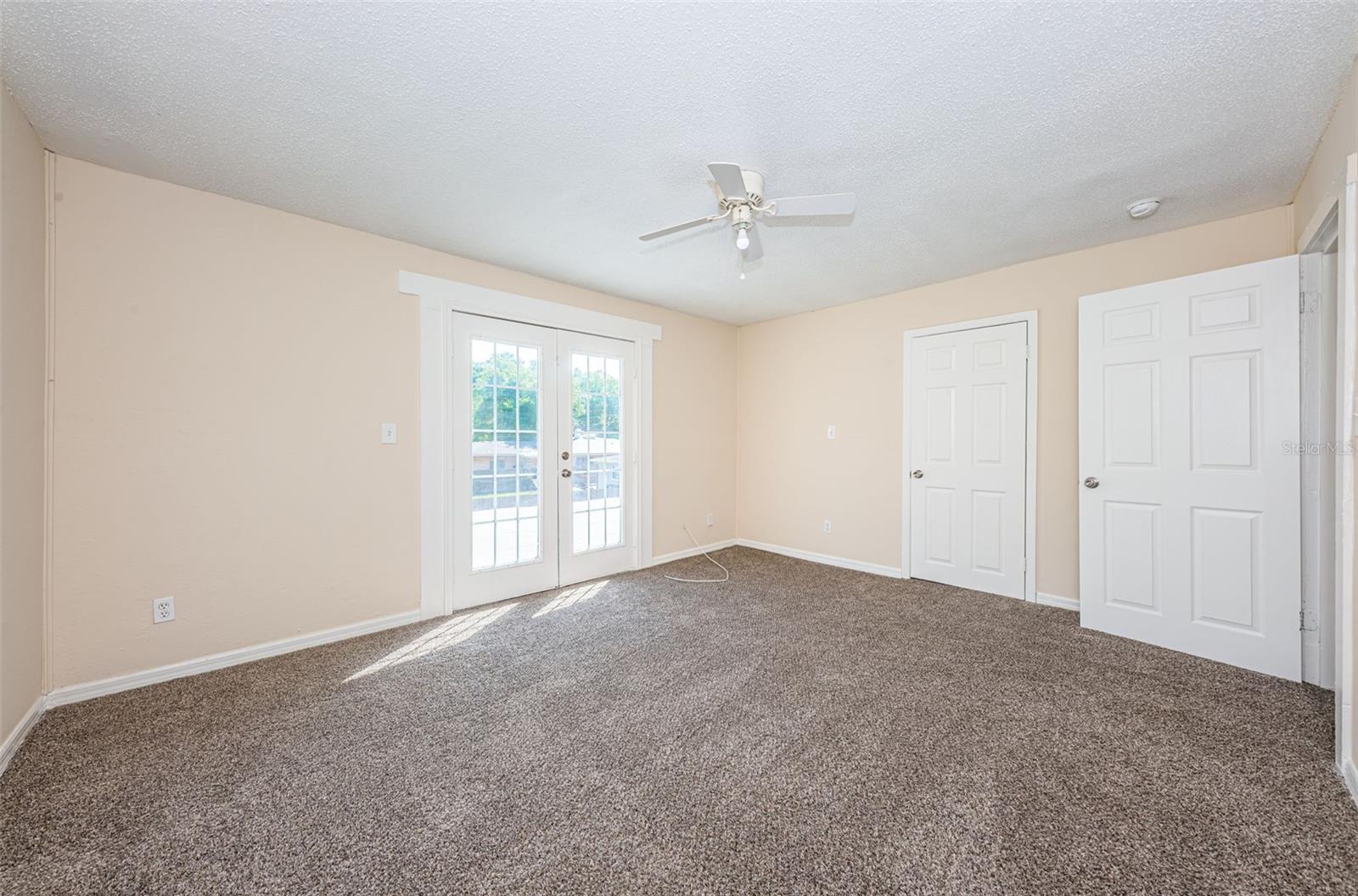 1104 E GENESEE ST, TAMPA, FL, 33603