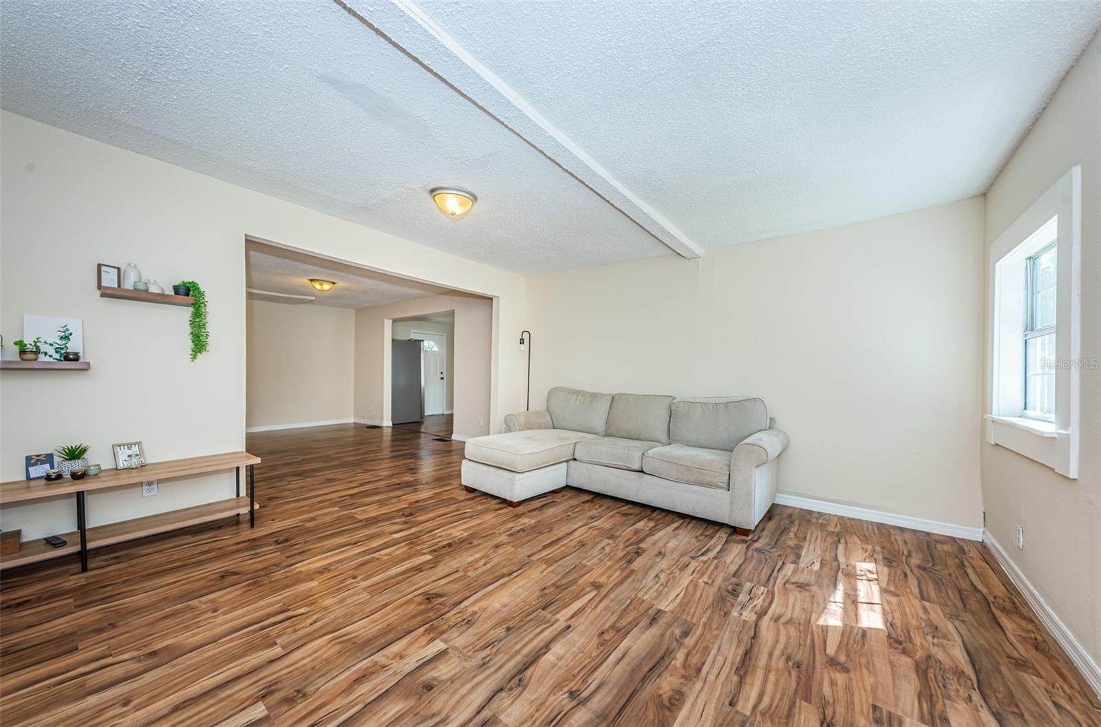1104 E GENESEE ST, TAMPA, FL, 33603