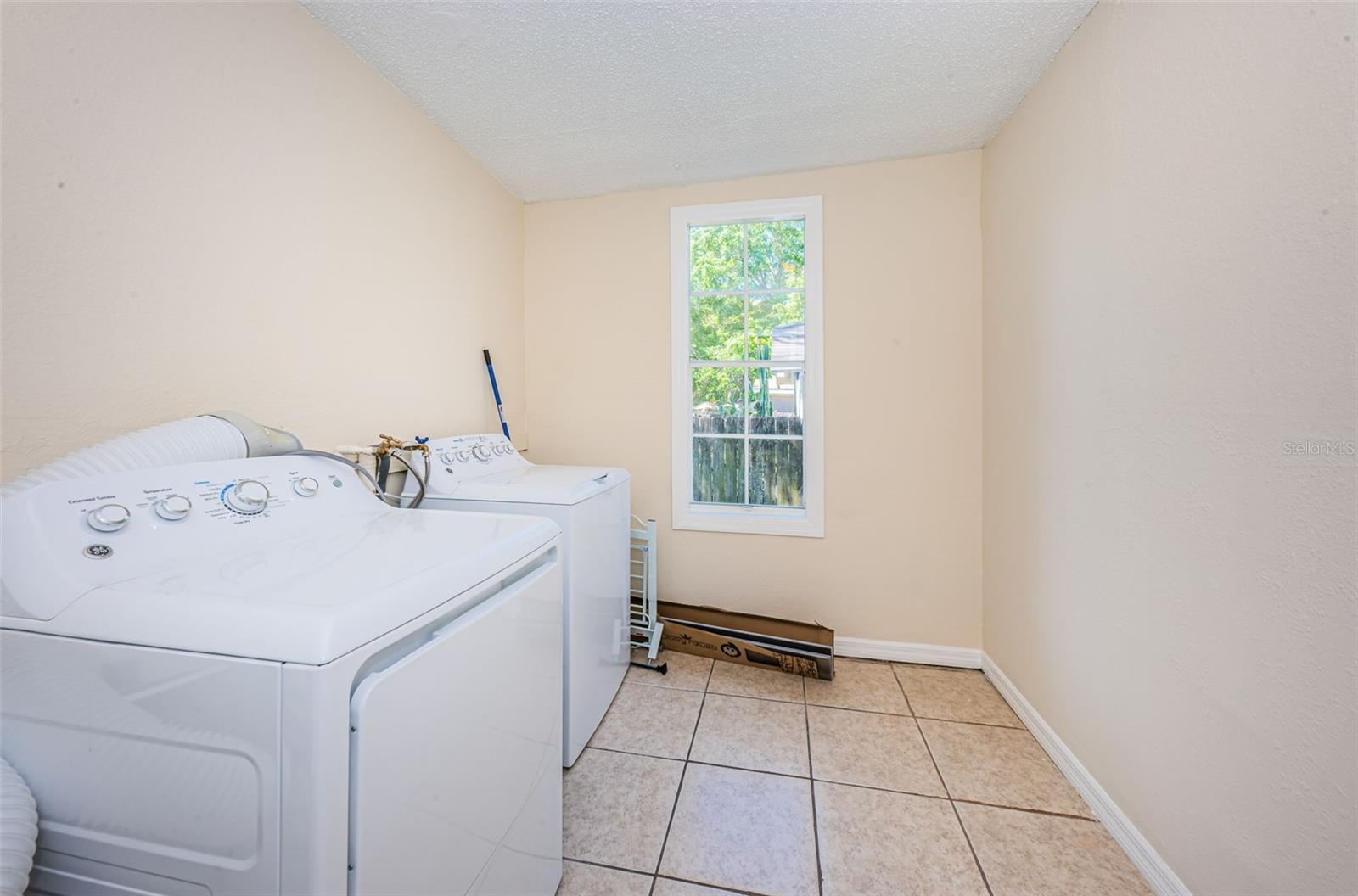 1104 E GENESEE ST, TAMPA, FL, 33603