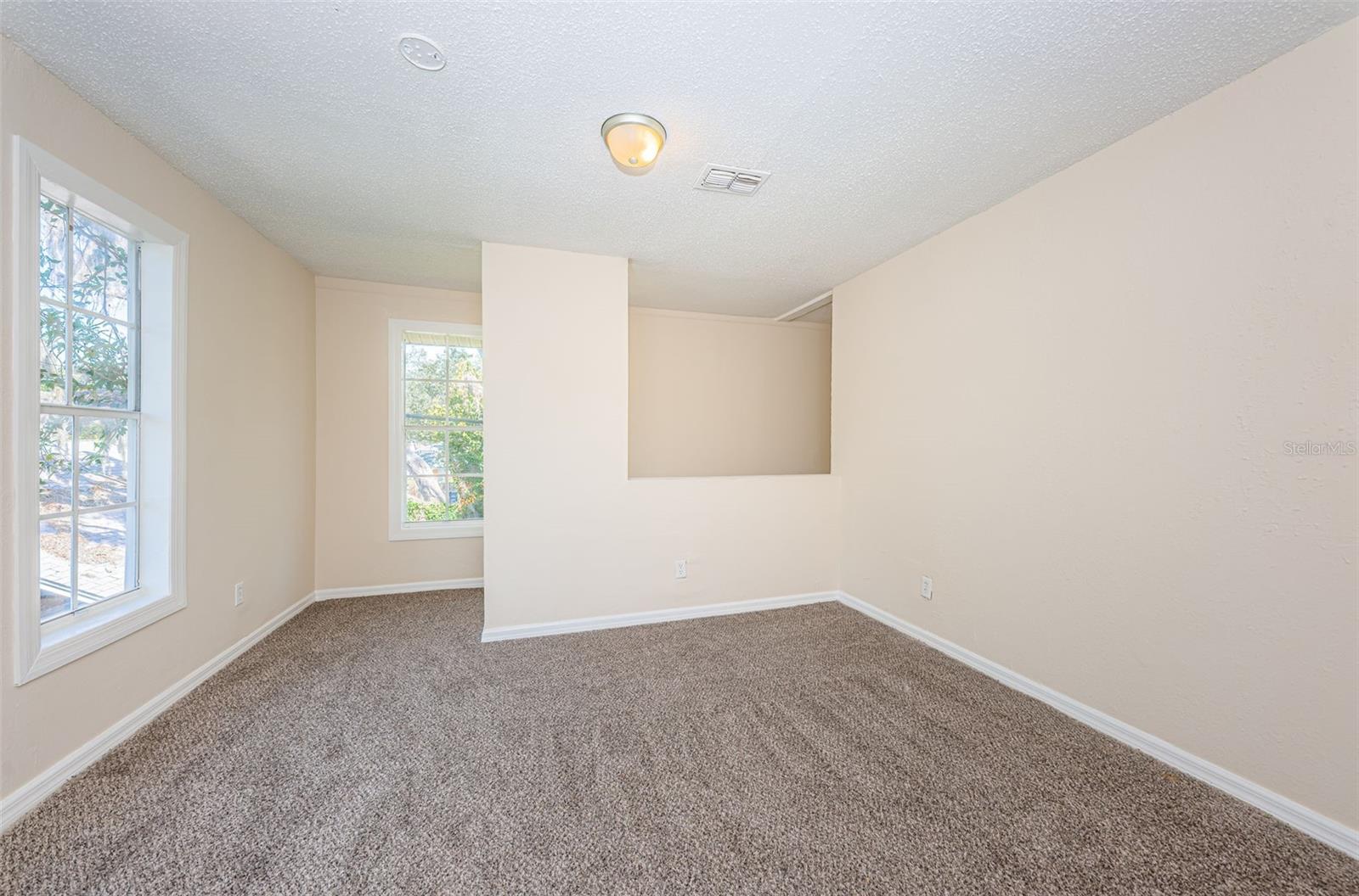 1104 E GENESEE ST, TAMPA, FL, 33603