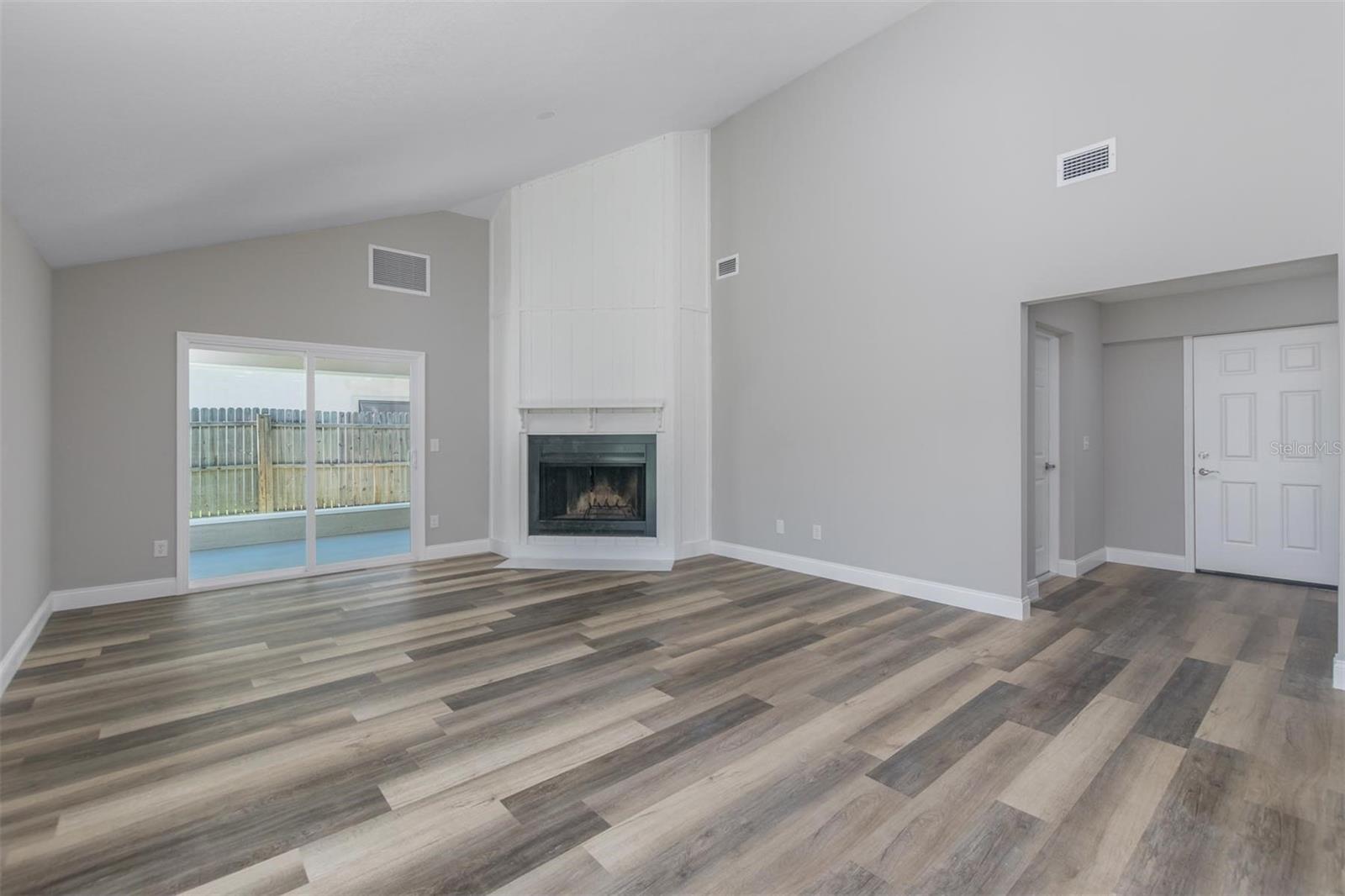 323 SHADOW OAK DR, CASSELBERRY, FL, 32707
