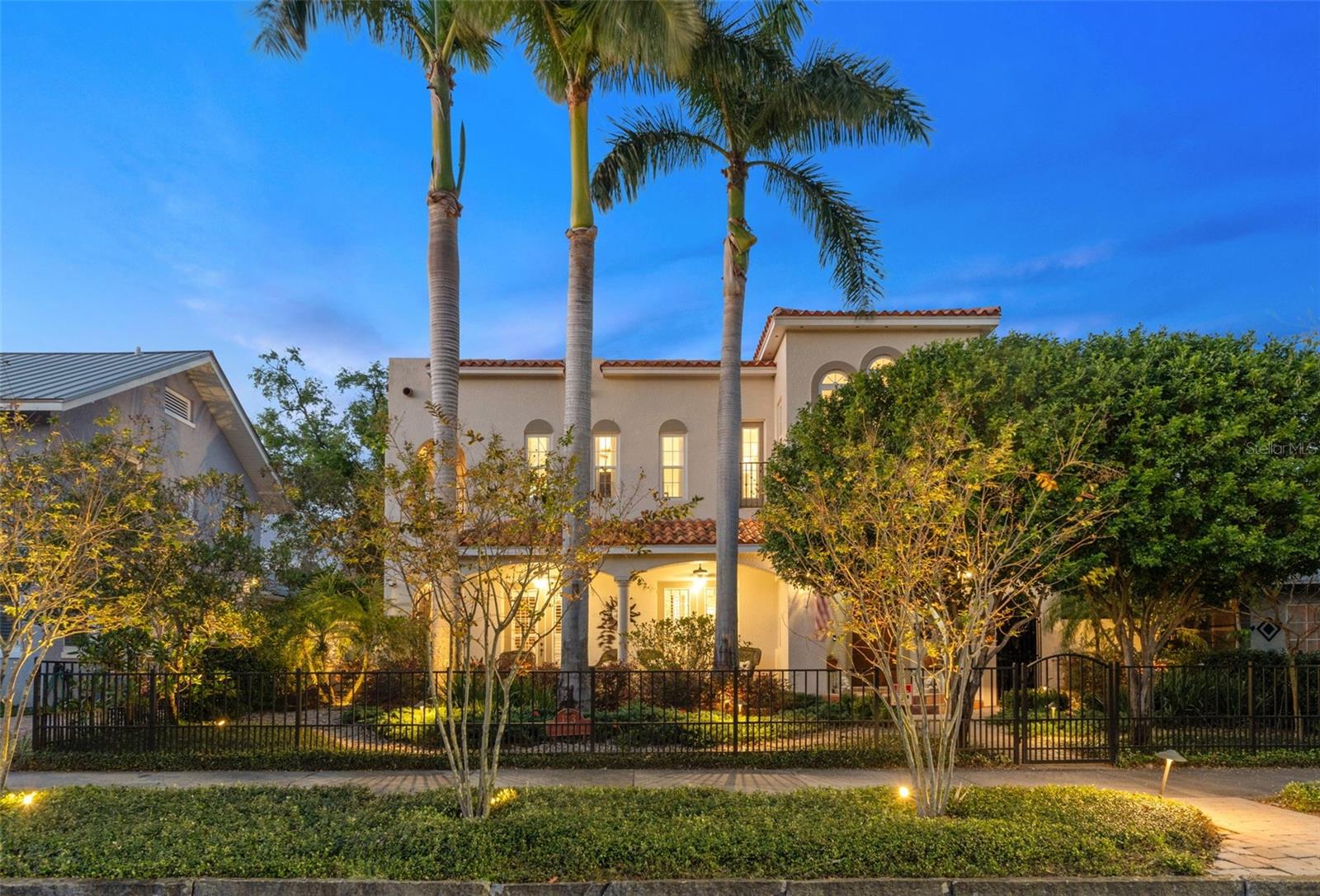 123 14TH AVE NE, ST PETERSBURG, FL, 33701
