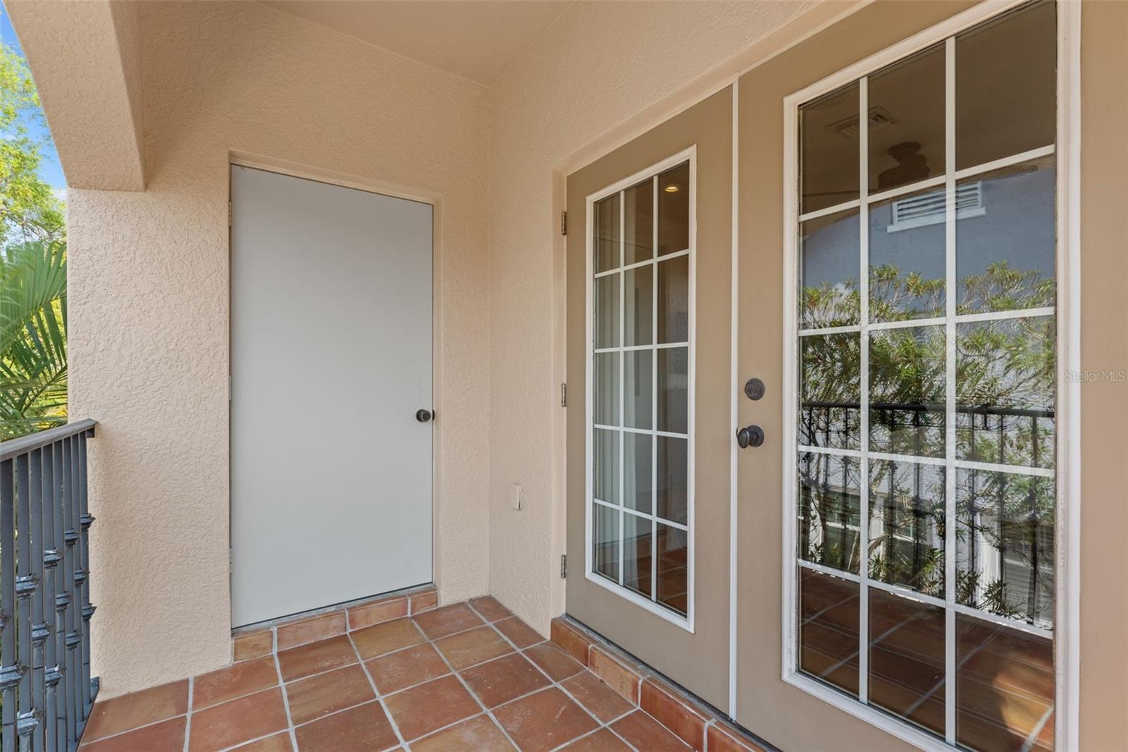 123 14TH AVE NE, ST PETERSBURG, FL, 33701