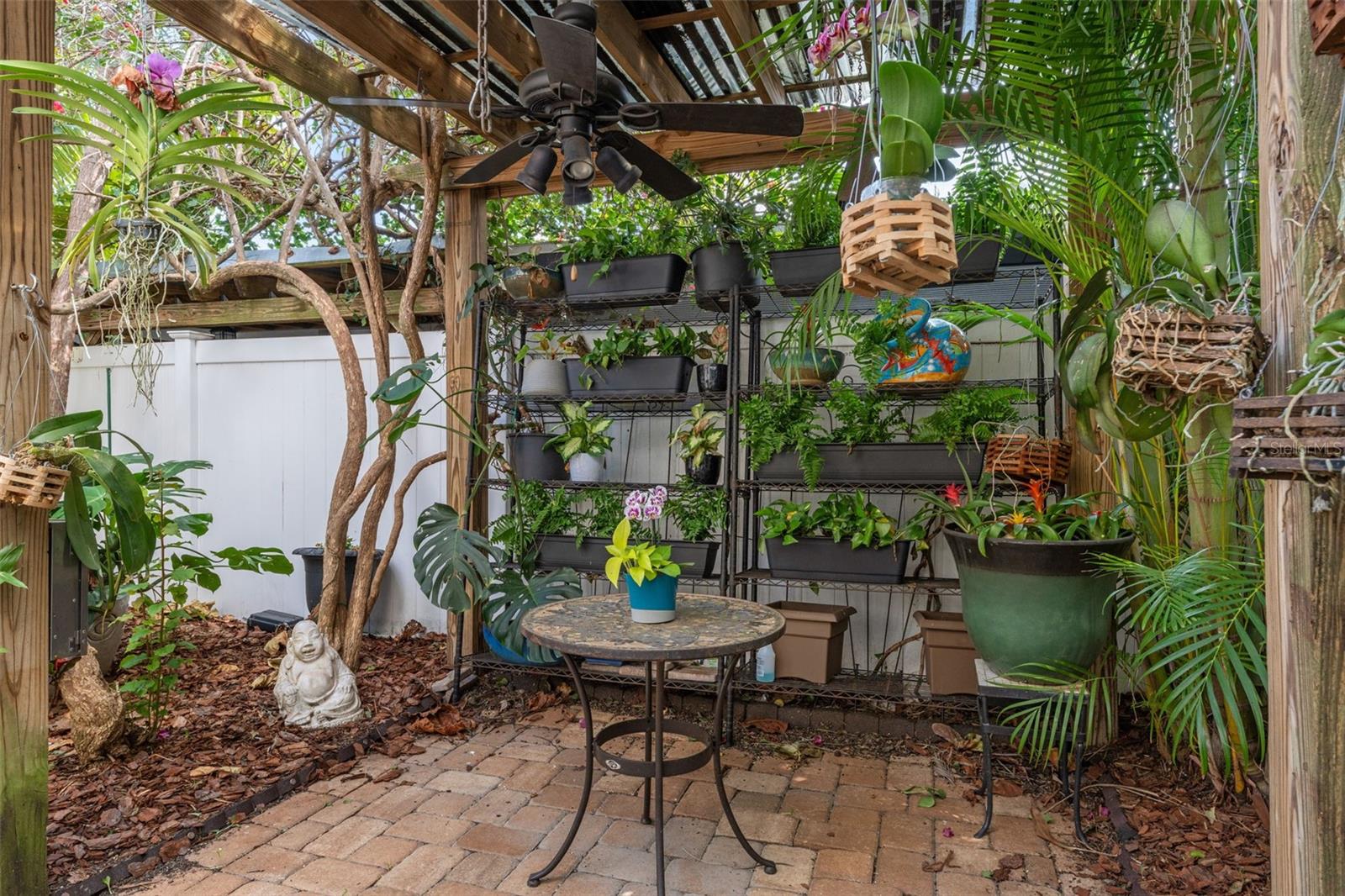 123 14TH AVE NE, ST PETERSBURG, FL, 33701